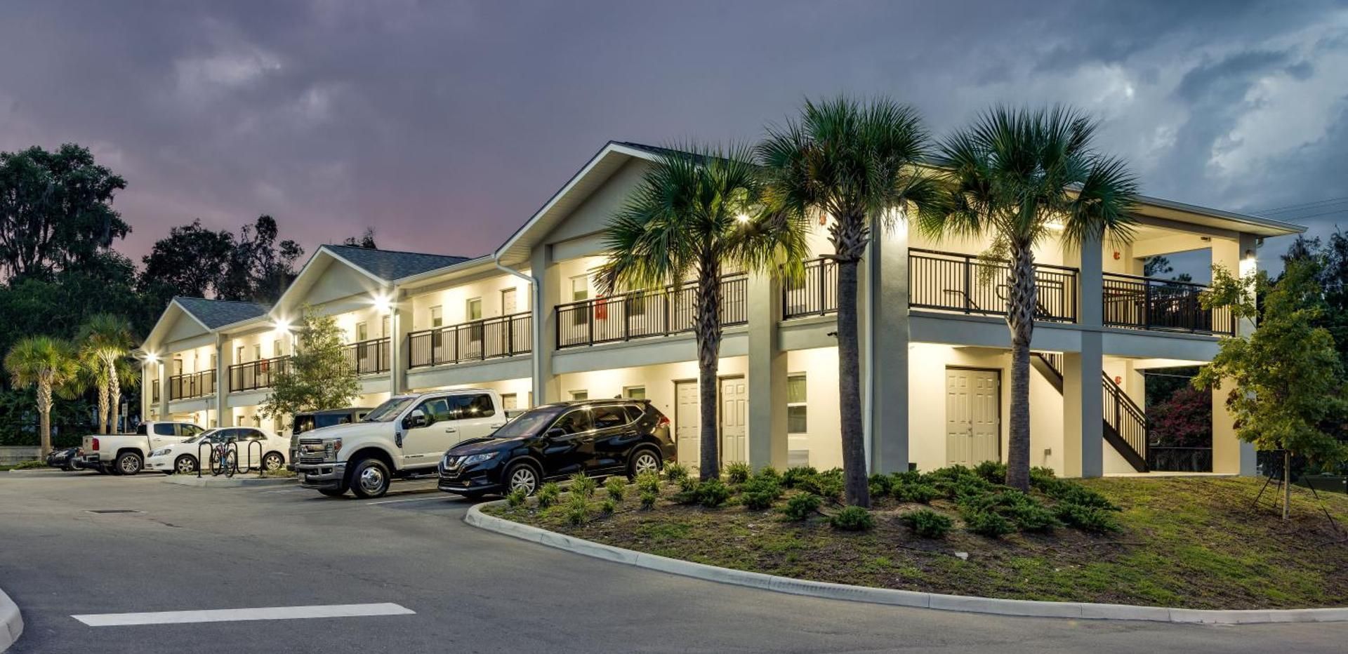 Baymont by Wyndham Ocala Suites