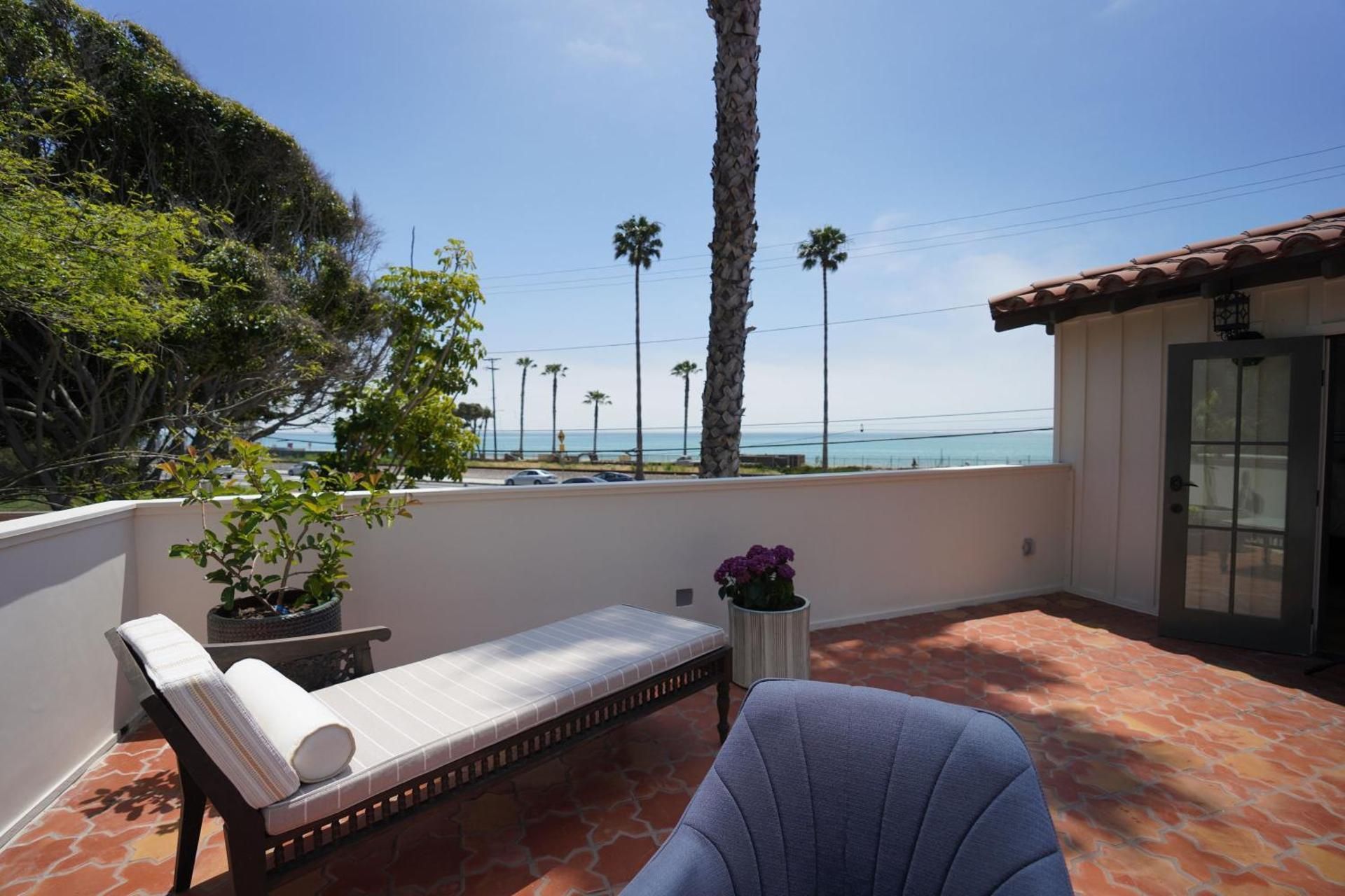 Hacienda Suite (presidential suite)