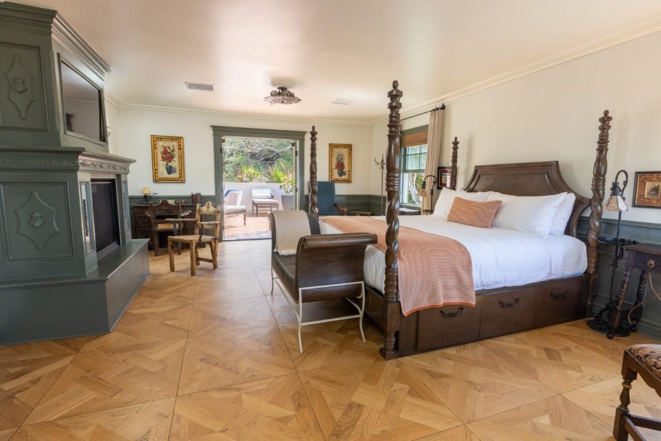 Hacienda Suite