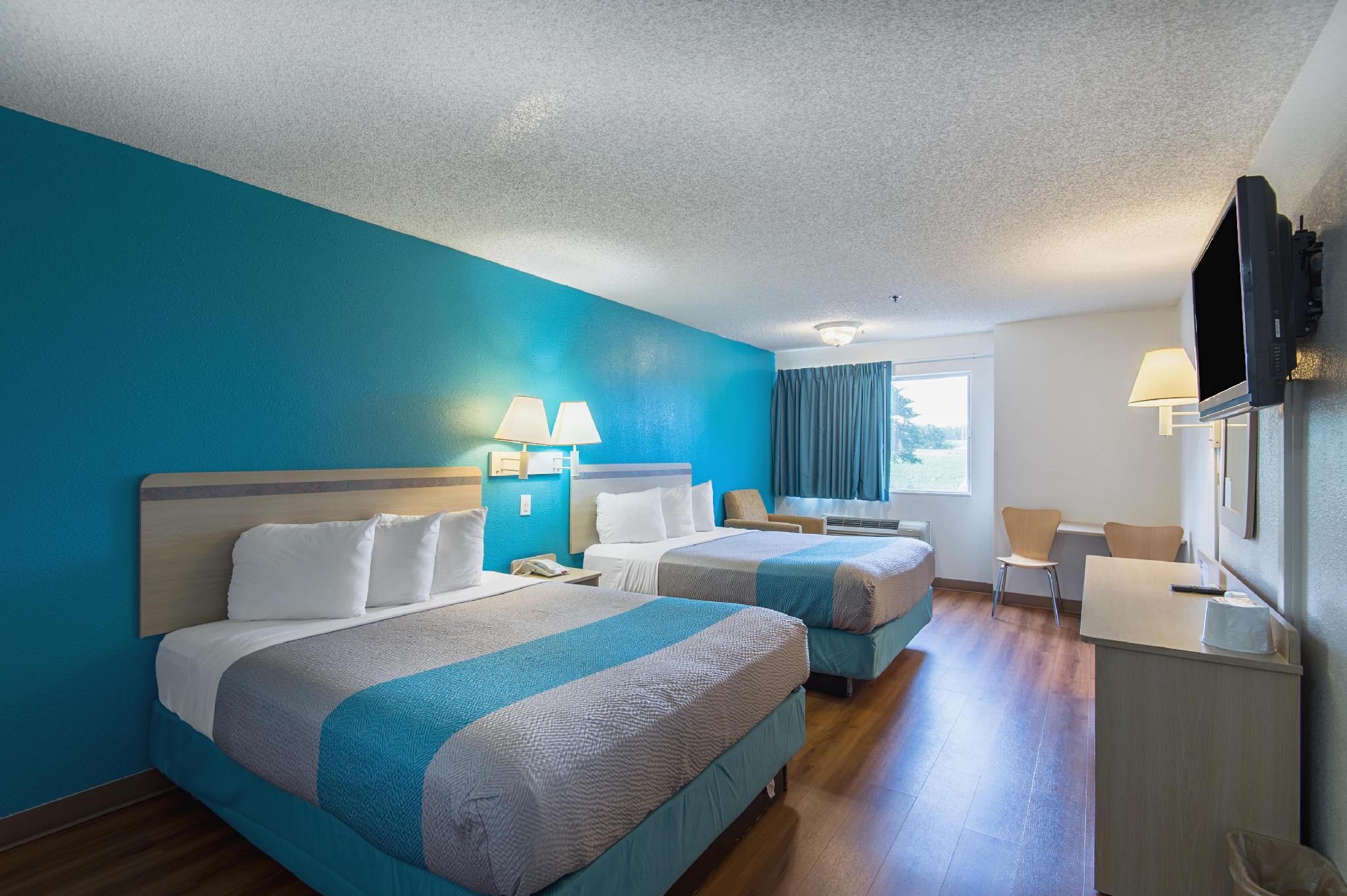 2 Queen Beds | Non-Smoking, Micfridge