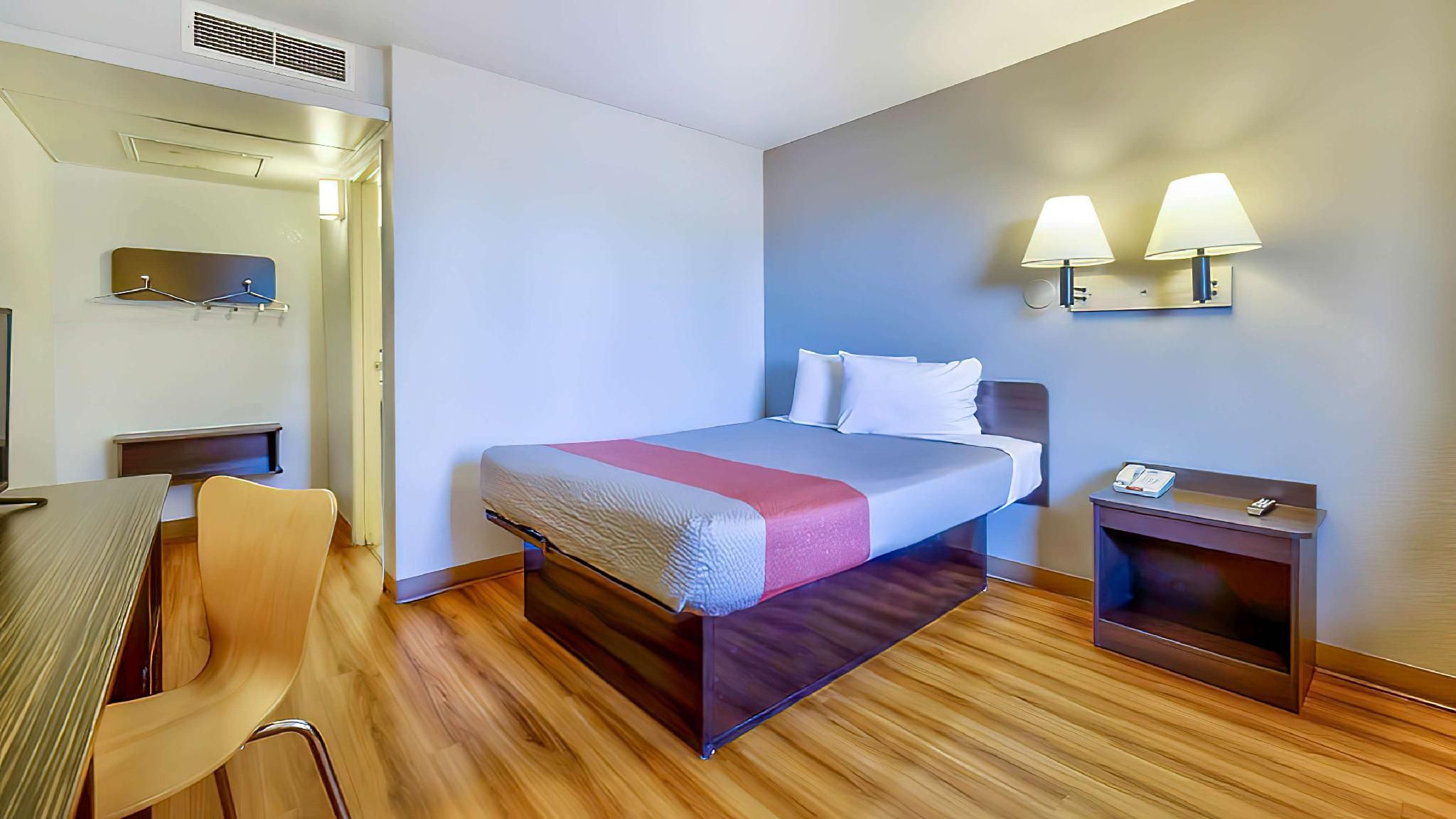 Motel 6 Tucumcari, NM 1 QUEEN BED | 2