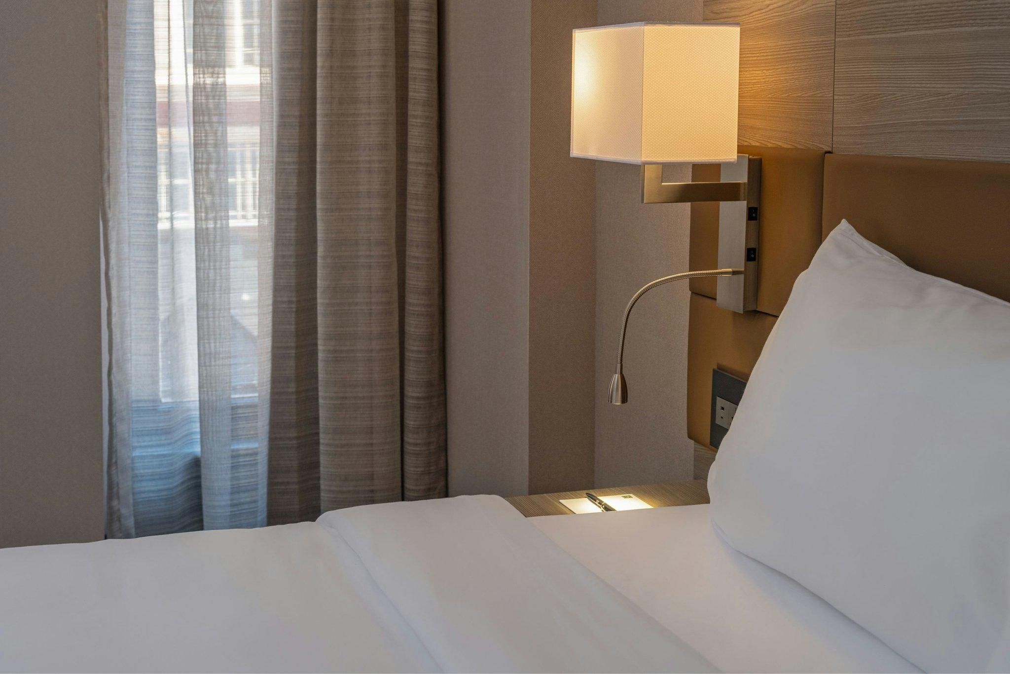 AC Hotel Wichita Downtown Classic King, Guest room, 1 King 2