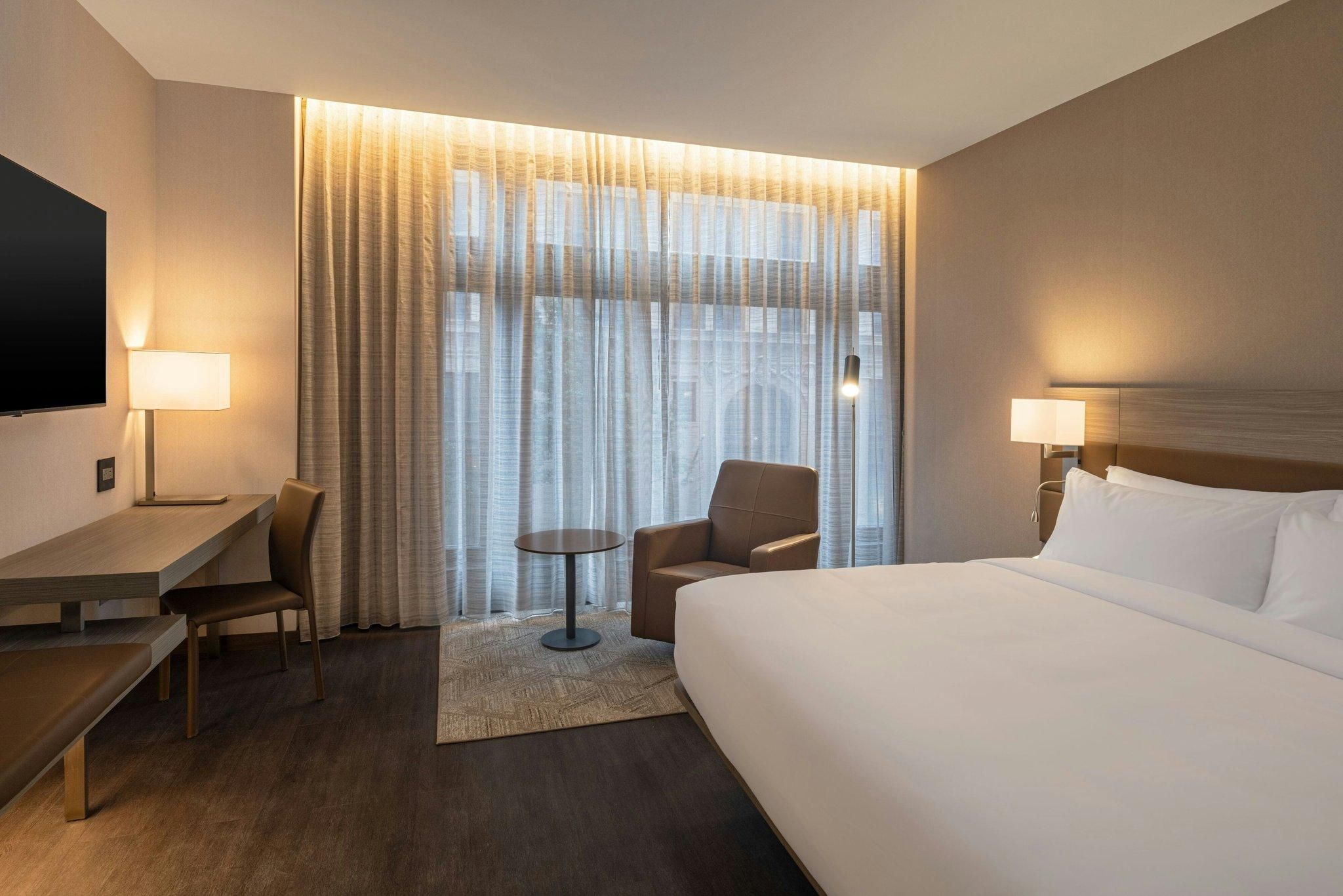 AC Hotel Wichita Downtown Classic King, Guest room, 1 King