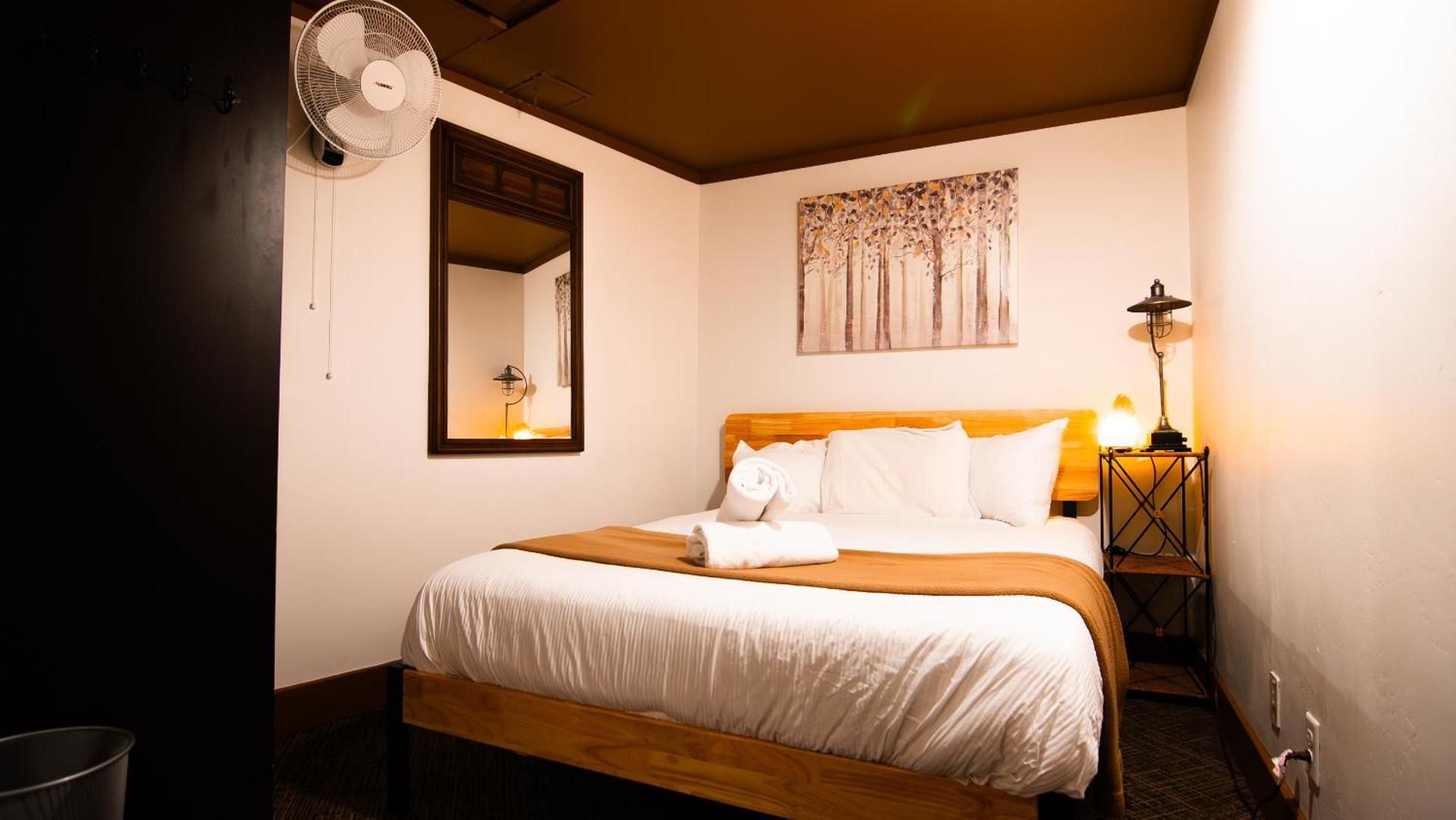 Standard Double Room with Shared Bathroom