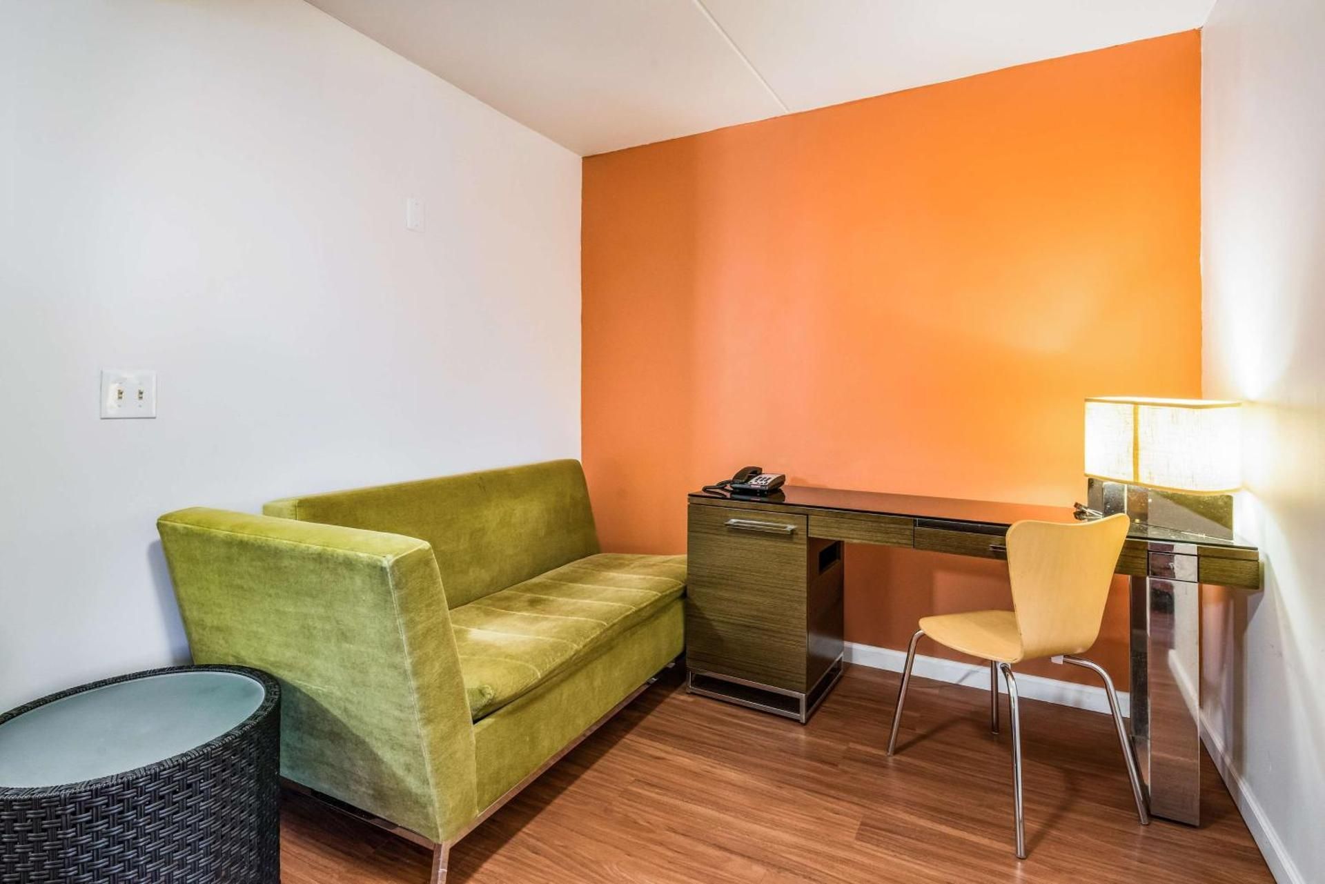 King Room - Disability Access - Non-Smoking