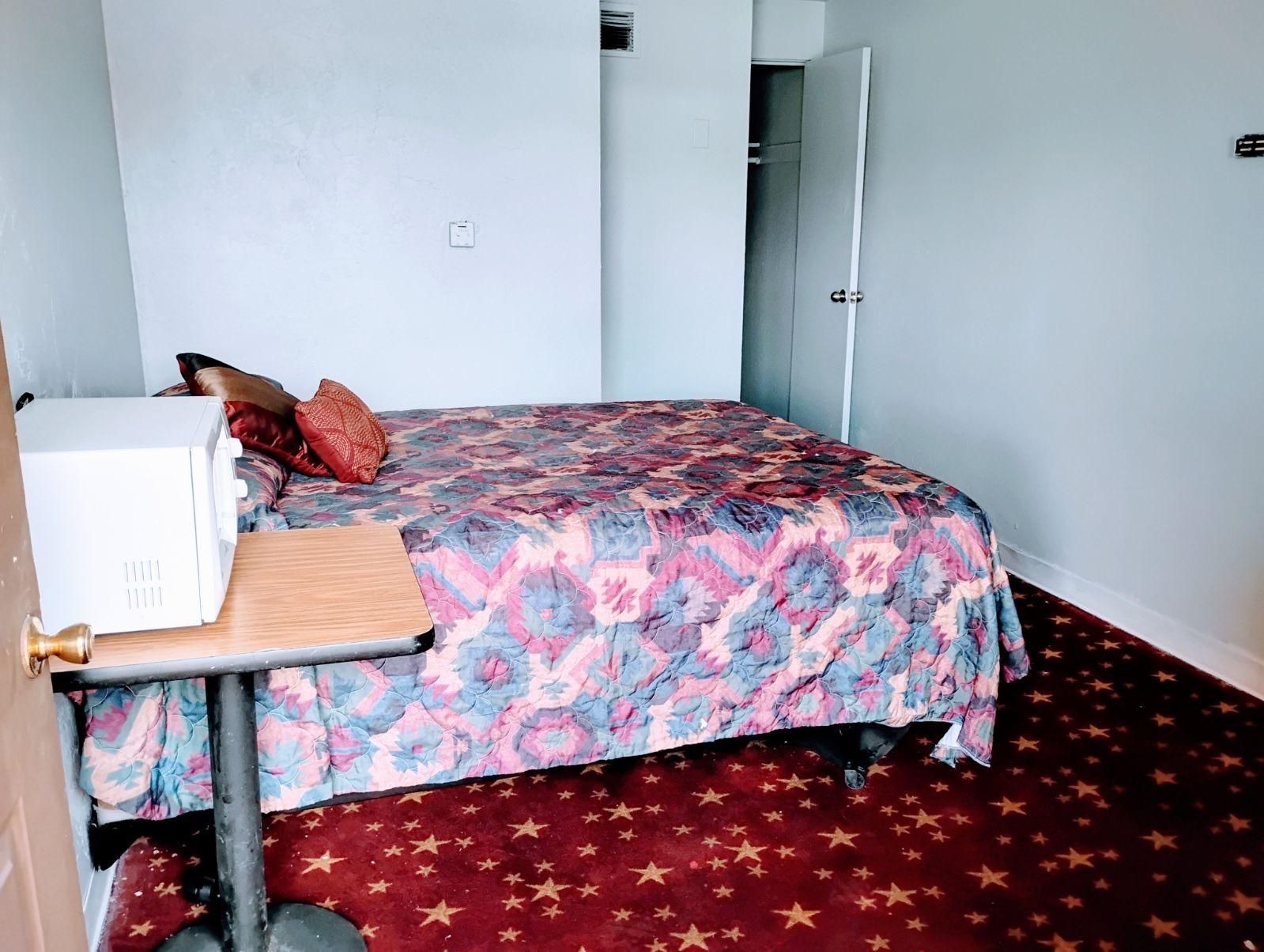 2 Queen Bed