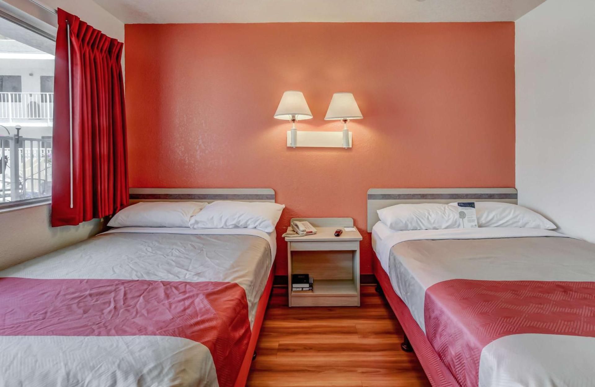 Deluxe Quadruple Room - Smoking