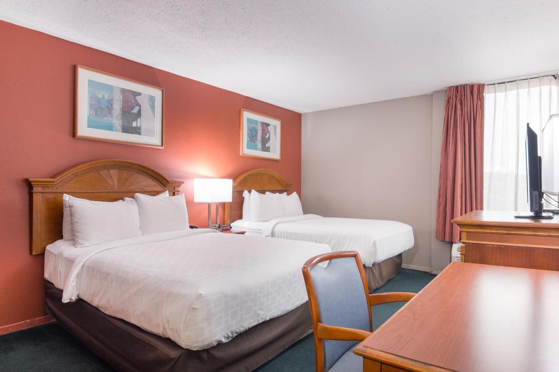 Double Room with Two Double Beds - Non-Smoking
