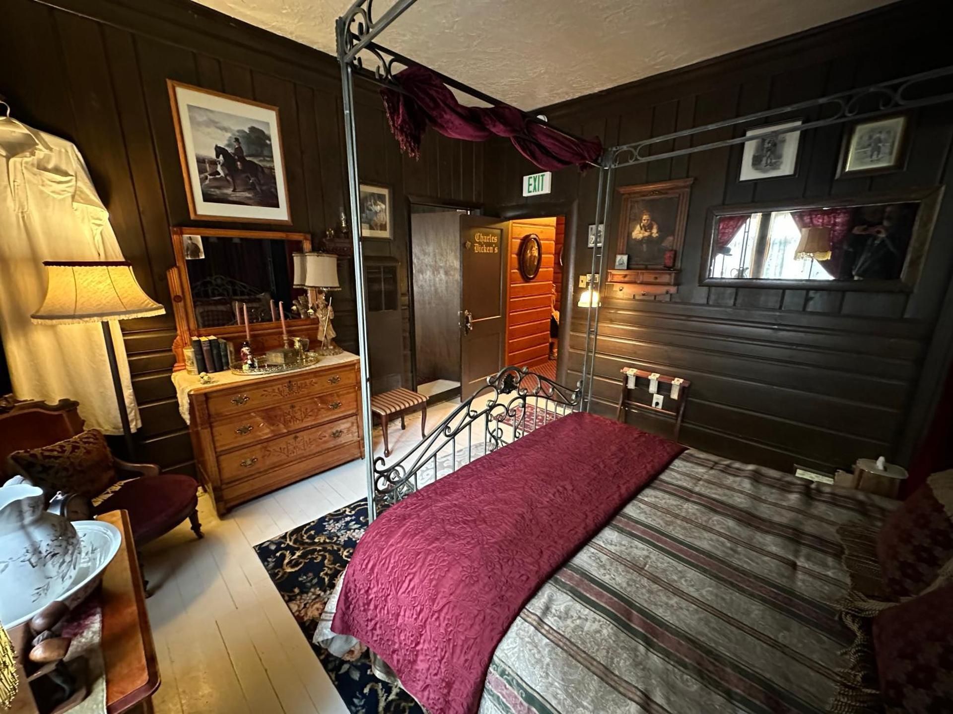 Queen Suite