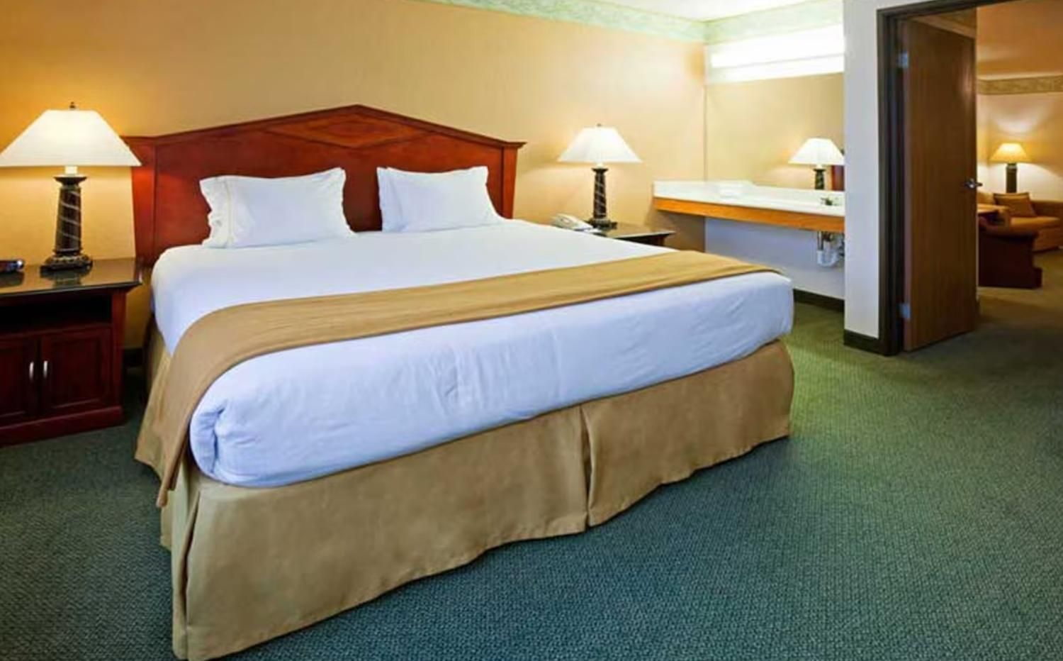 King Studio - Non-Smoking