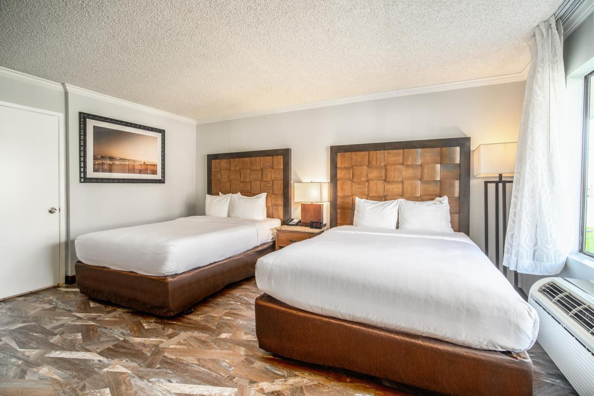 2 Queen Beds Non-smoking Accessible