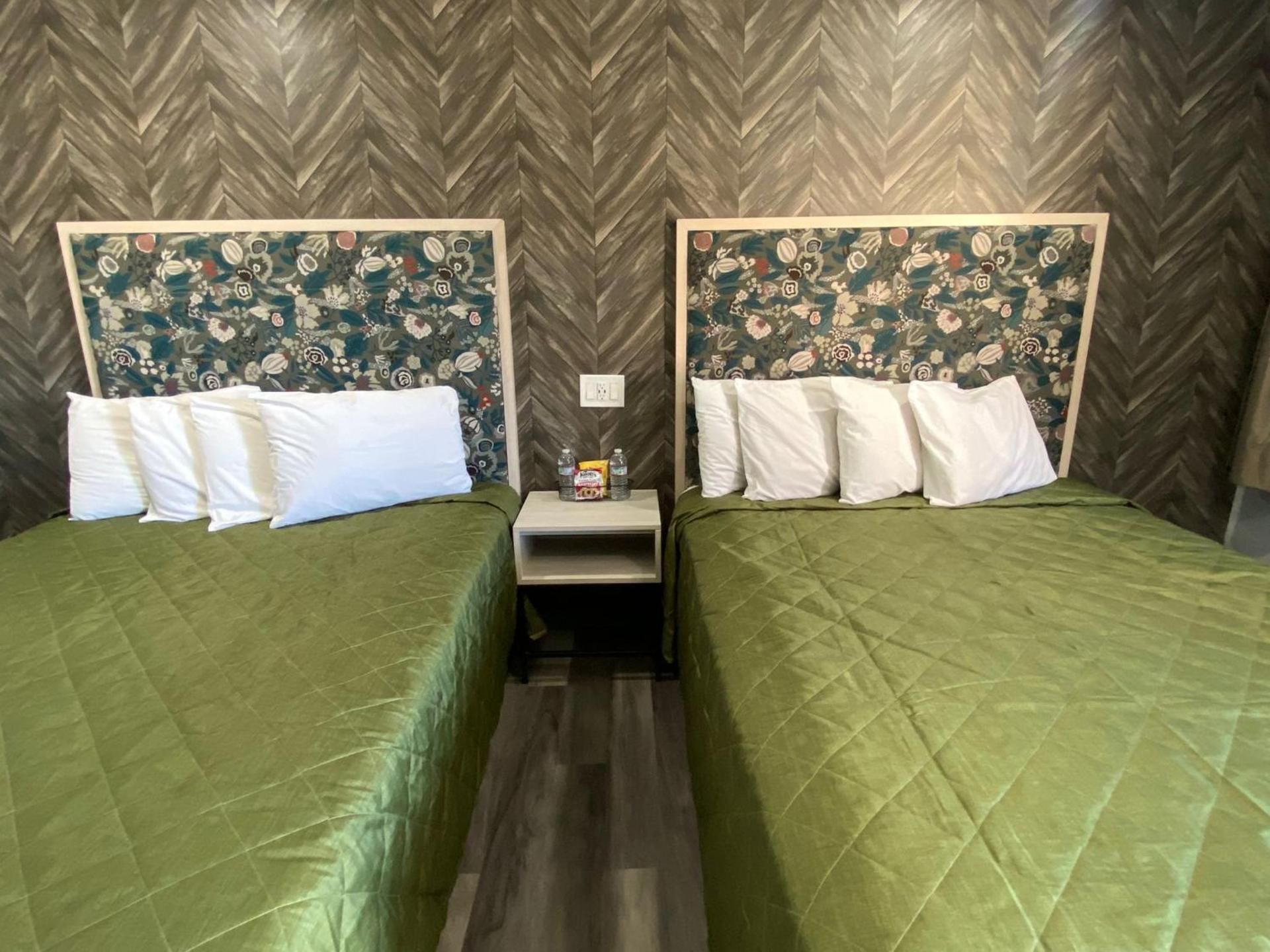 Deluxe Queen Room with Two Queen Beds