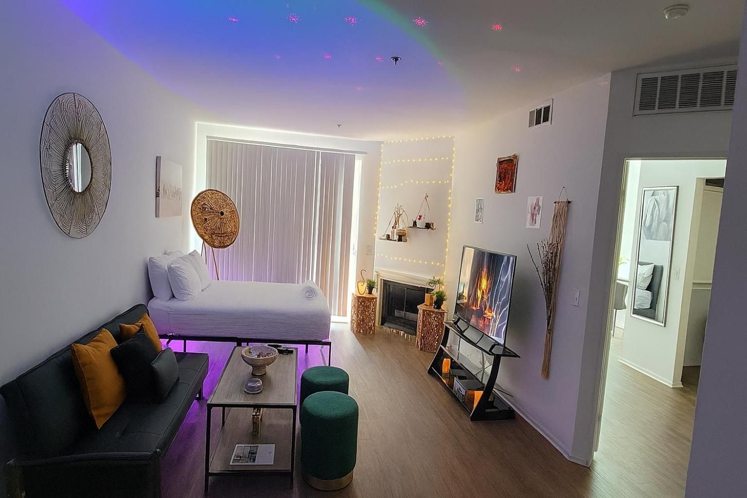 Apartment with Balcony