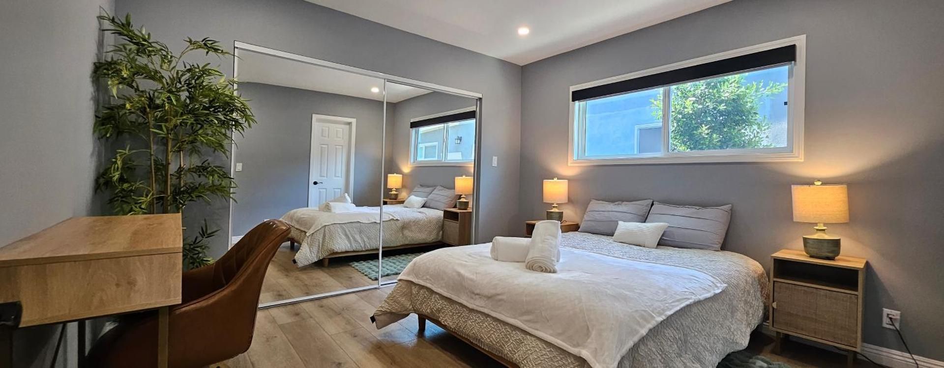 Double Room with Shared Bathroom