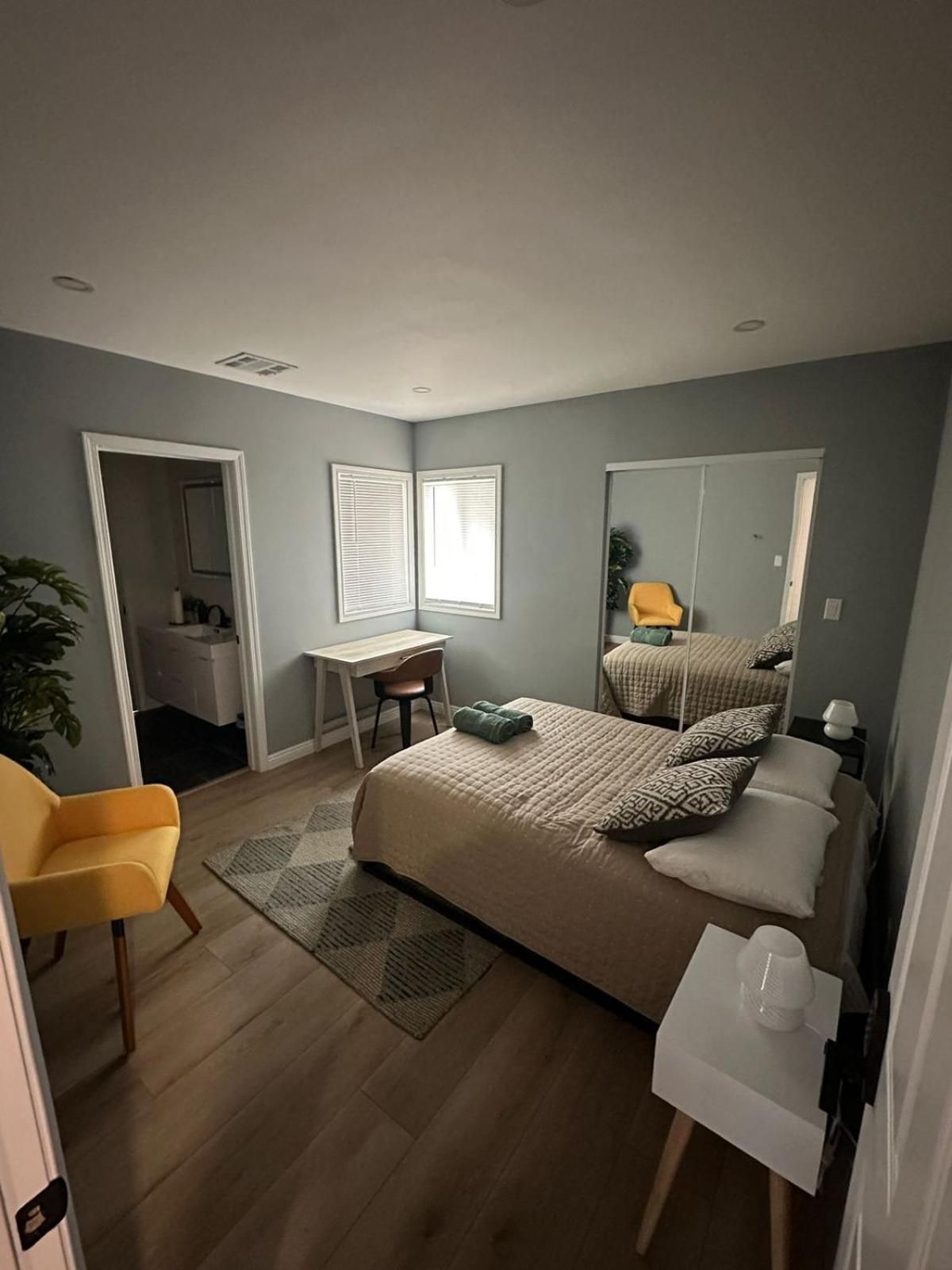 Double Room with Private Bathroom