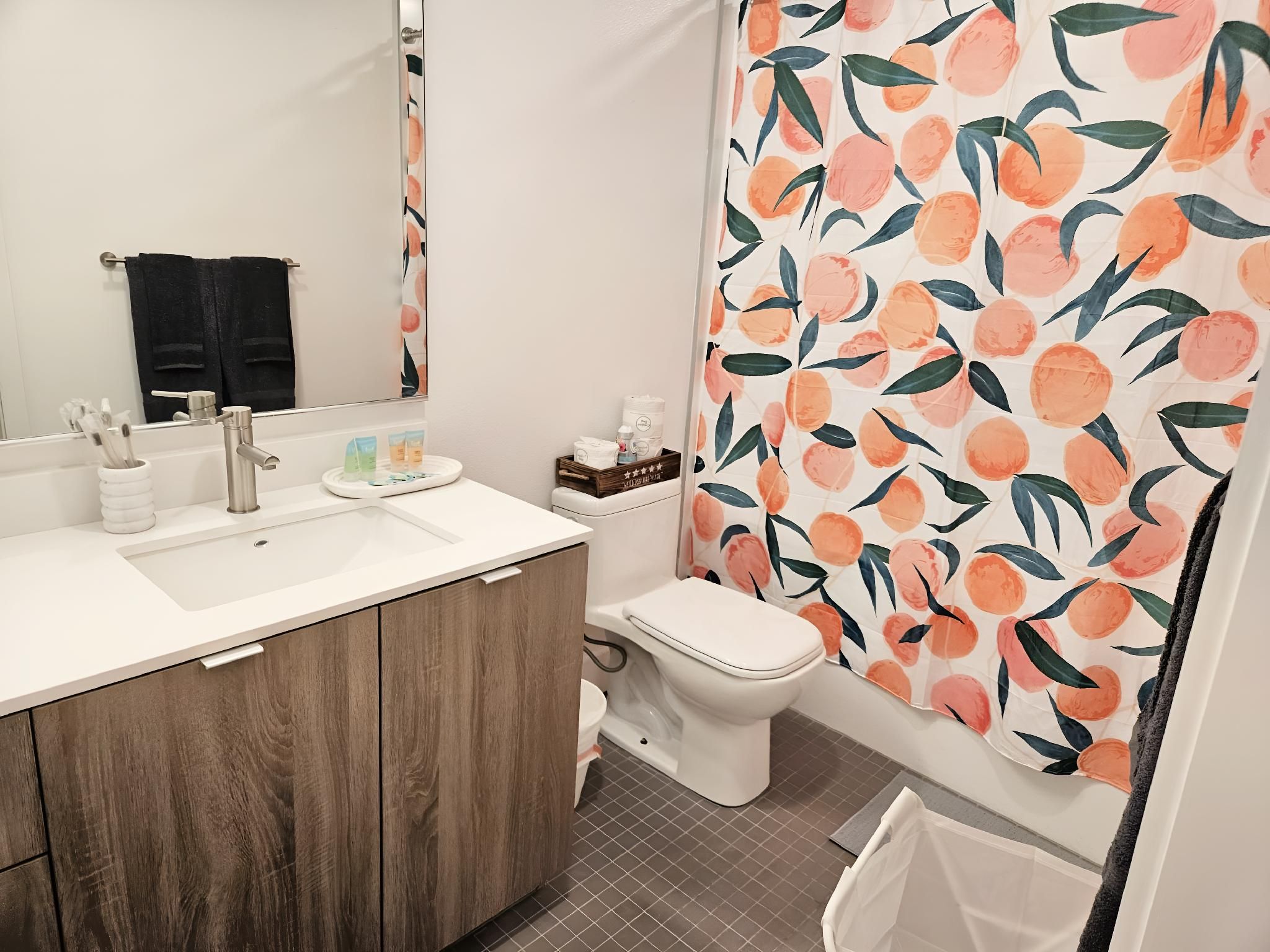 Deluxe 2-Bedroom Suite