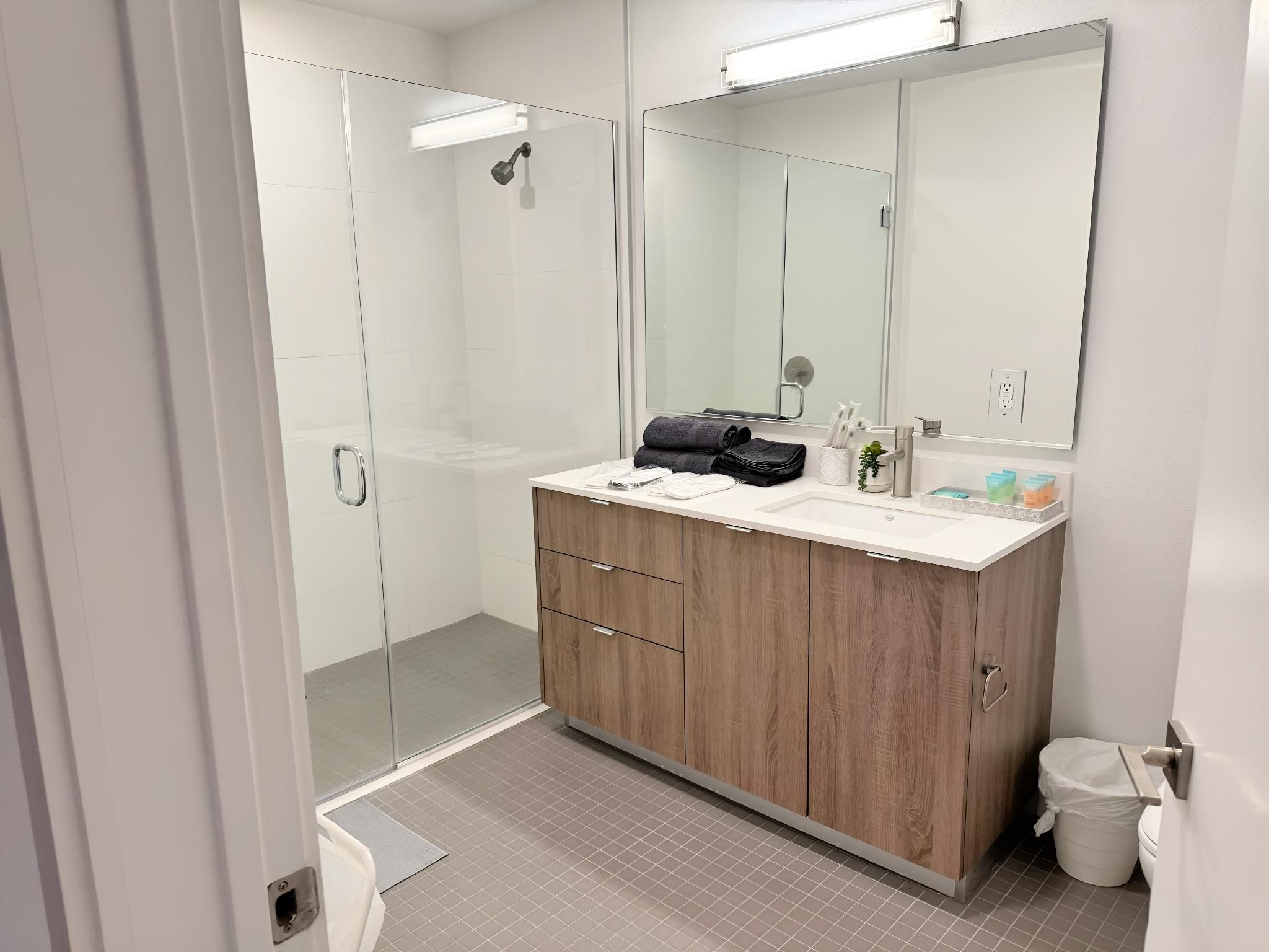 Deluxe 3-Bedroom Suite
