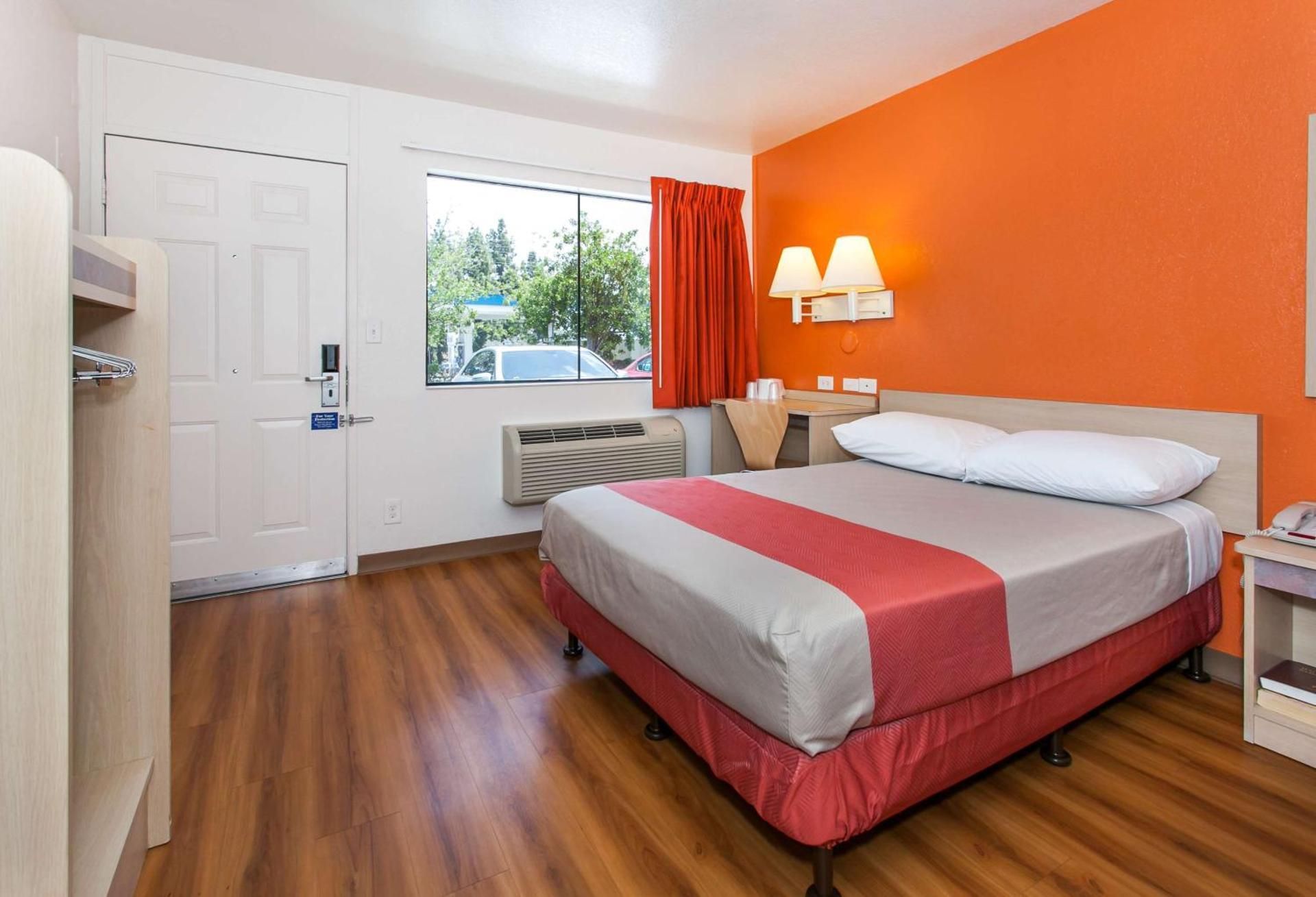 Queen Suite