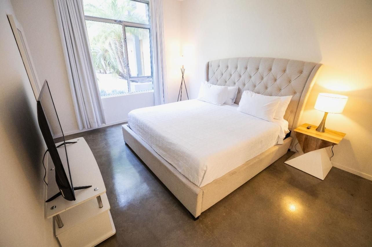 Deluxe Two-Bedroom Apartment with Garden View