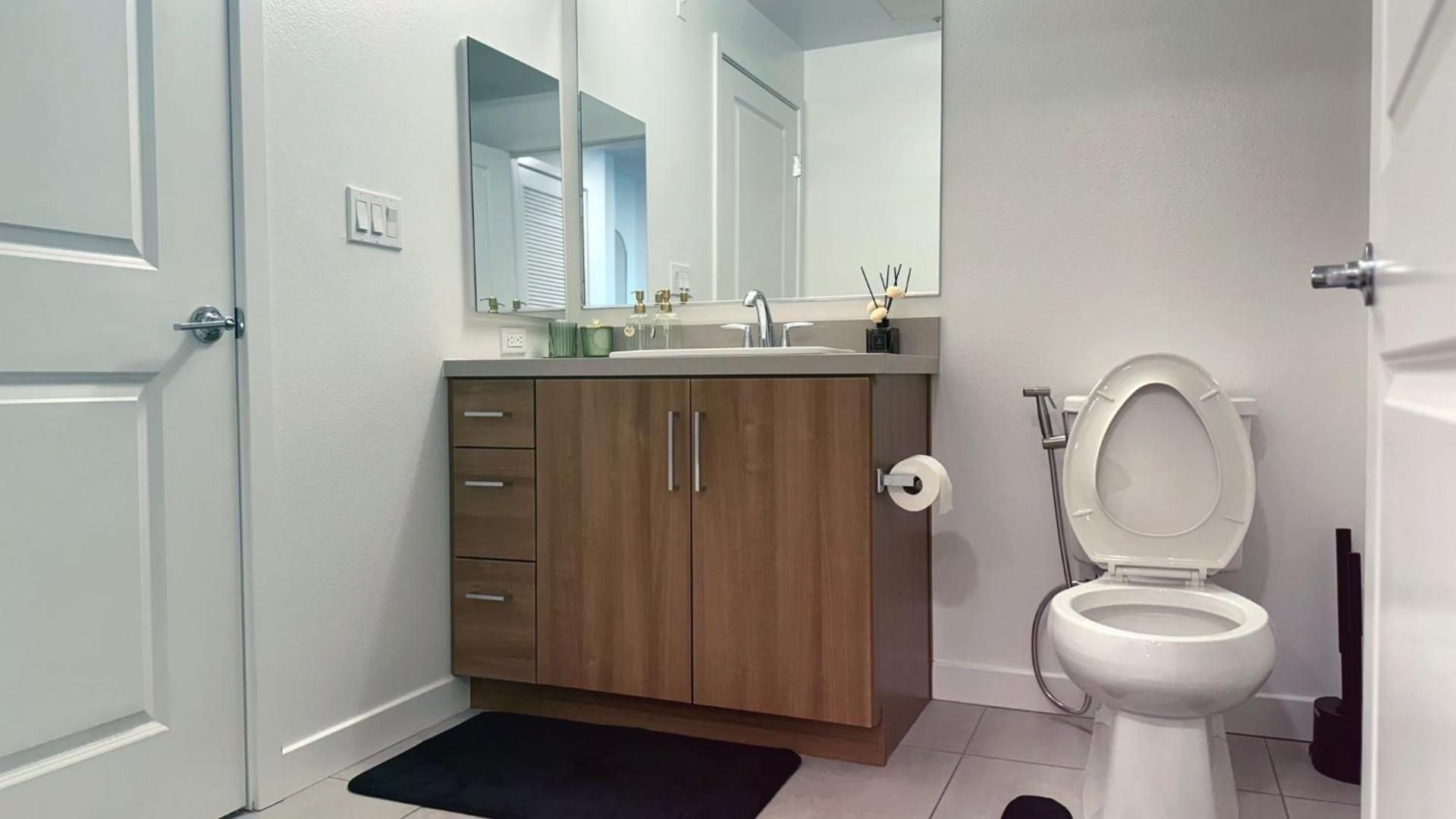 Superior One-Bedroom Apartment with Balcony