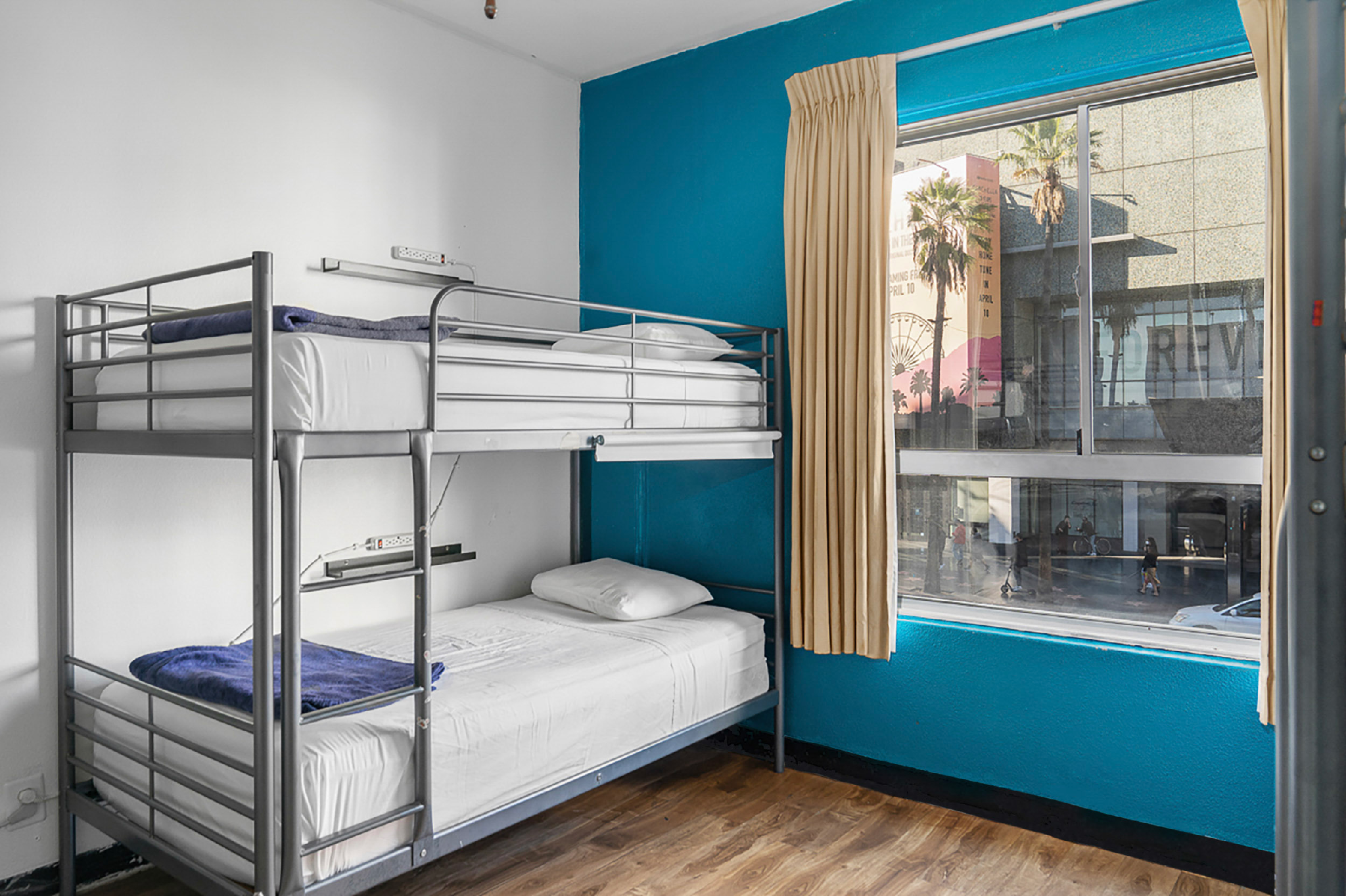 Entire 8-Bed Private Dormitory - Mixed