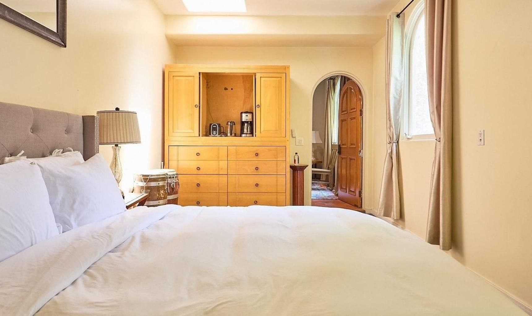 Family Two-Bedroom Apartment with View