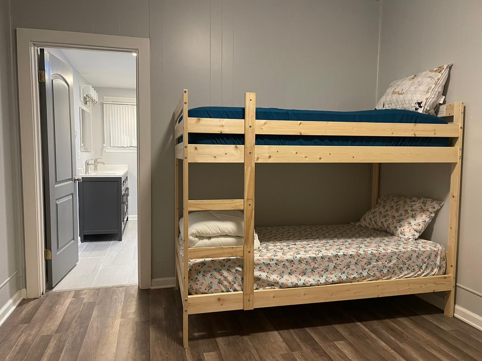 Bunk Bed in Male Dormitory Room
