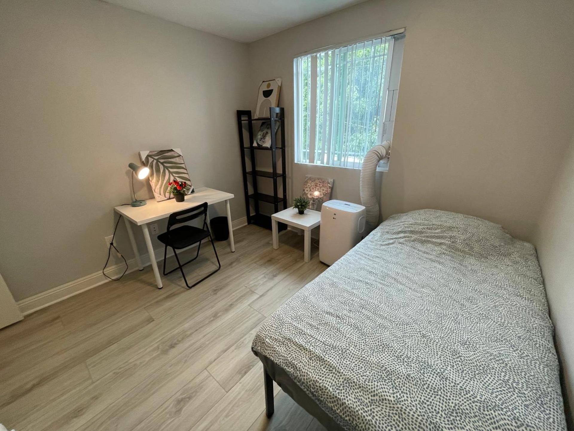 Single Room with Shared Bathroom