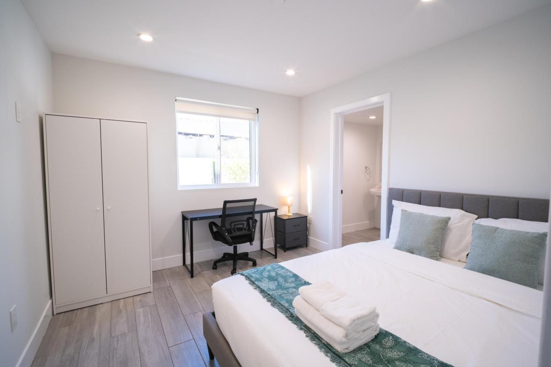 Double Room with Private Bathroom