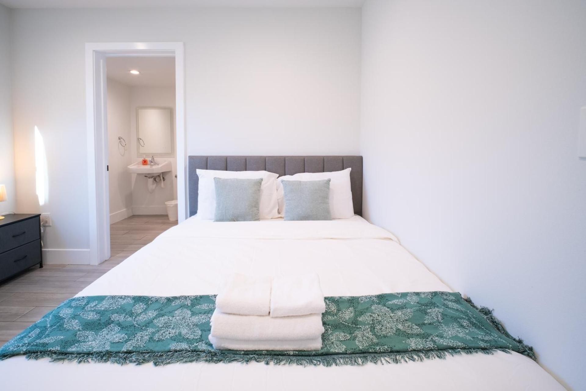 Double Room with Private Bathroom