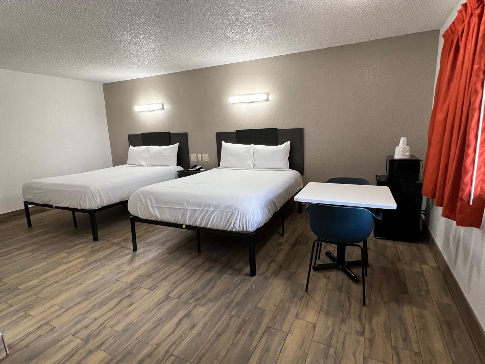 Deluxe Queen Room with Two Queen Beds - Non-Smoking