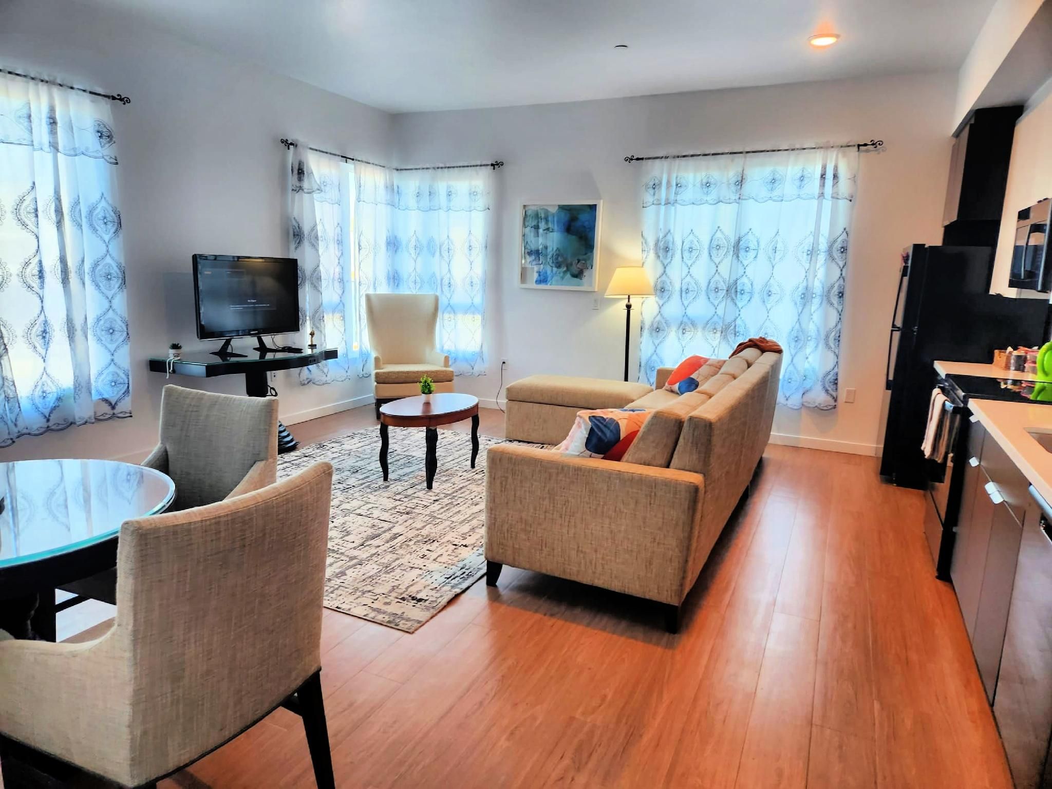 One Bedroom Apartment