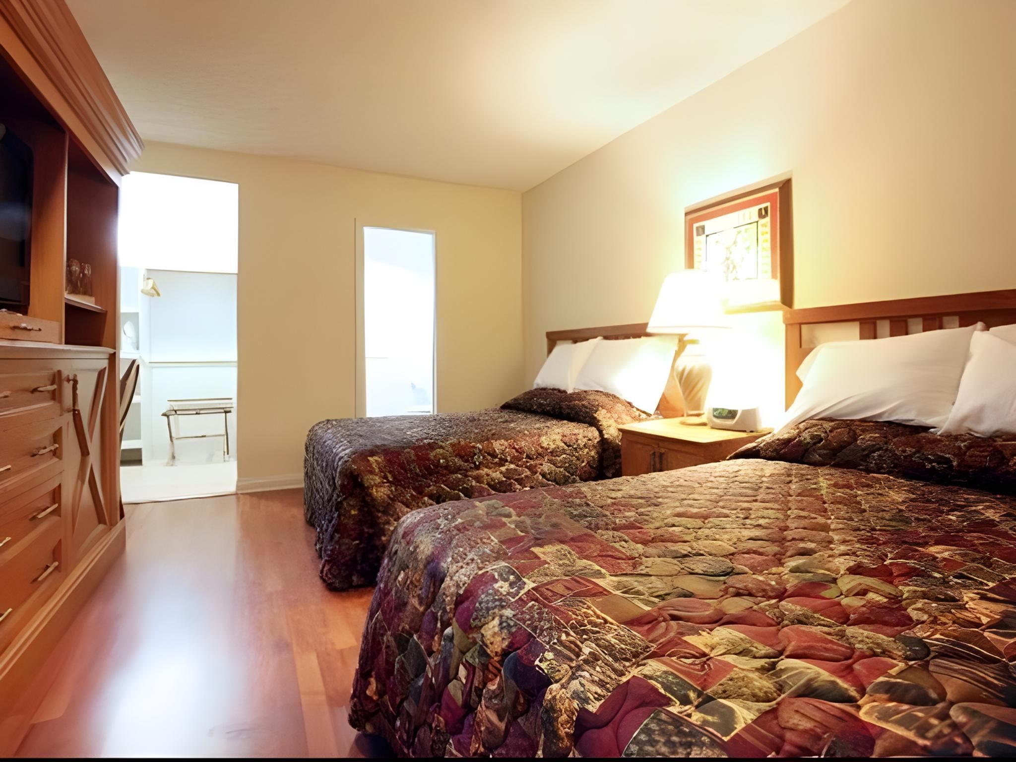 2 Double Beds Non-Smoking