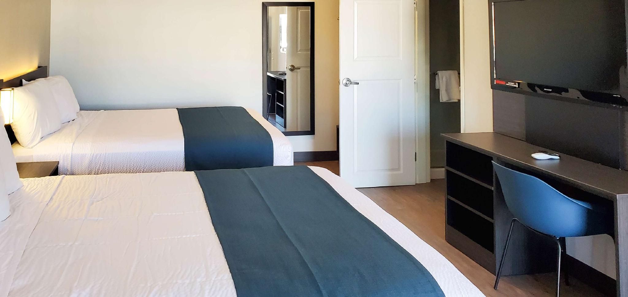 2 Queen Beds | Non-Smoking, Mini Fridge