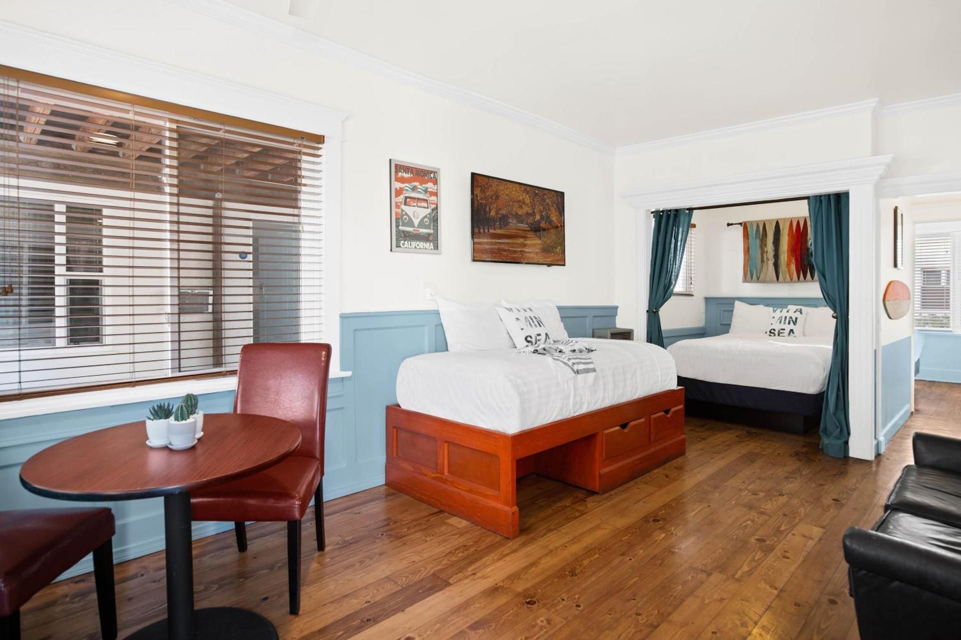 Sea Blue Hotel Two-Bedroom Suite 2