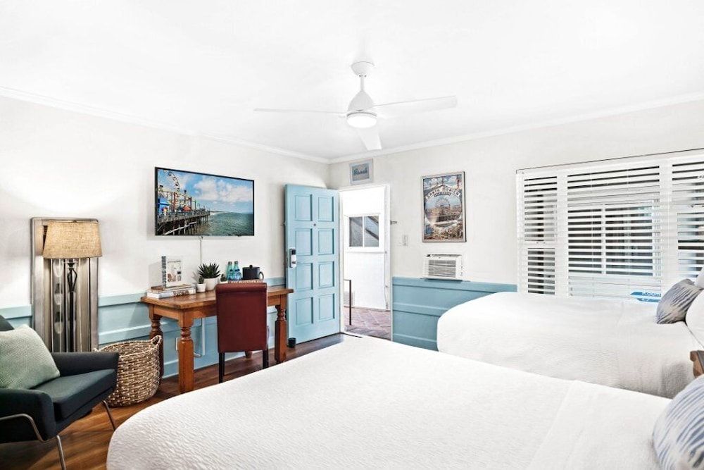 Double Room, 2 Double Beds, Non Smoking