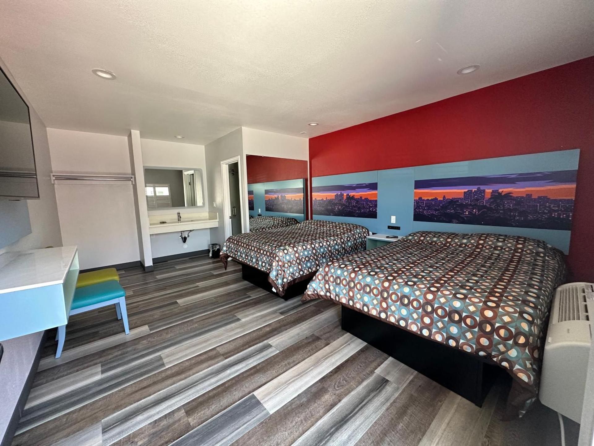 Queen Room with 2 Queen Beds