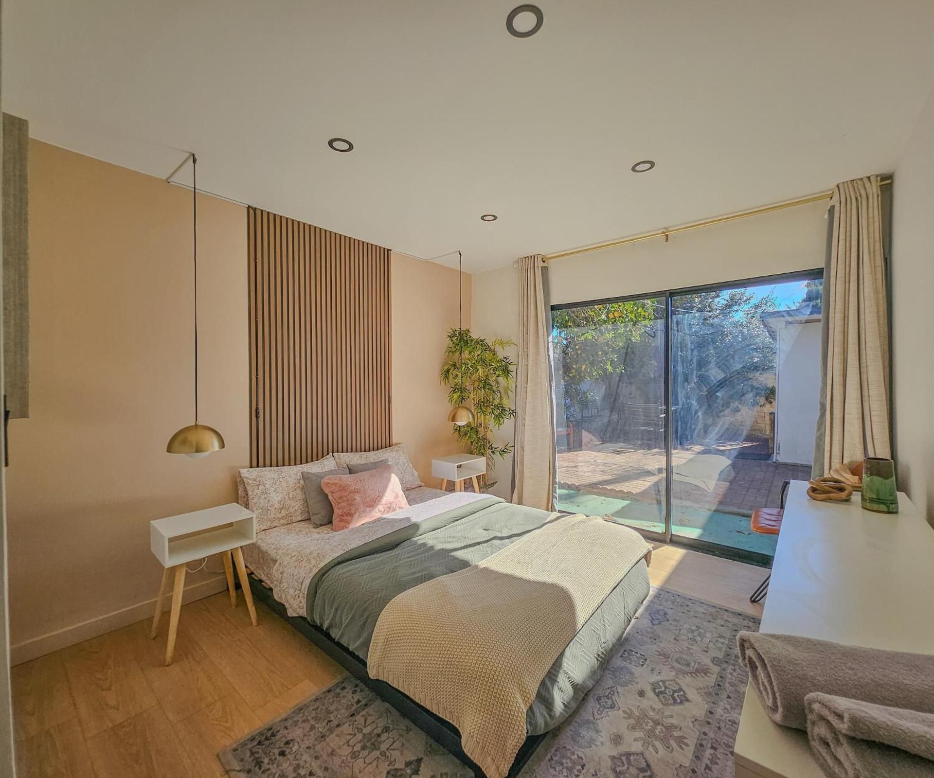 Double Room with Shared Bathroom