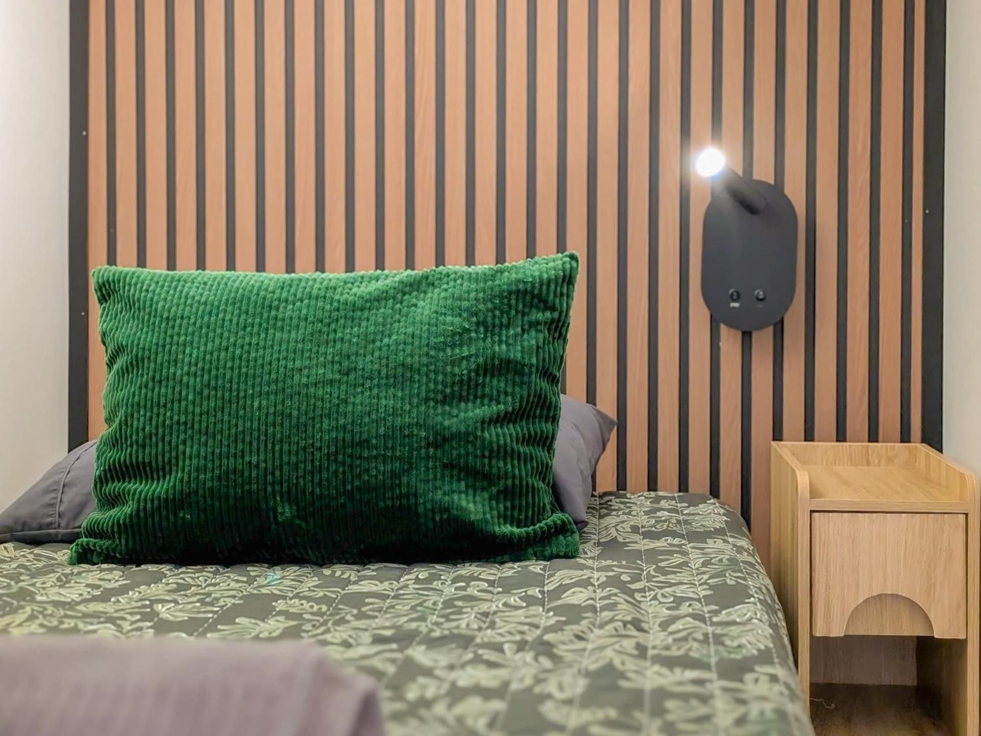 Single Bed in Mixed Dormitory Room