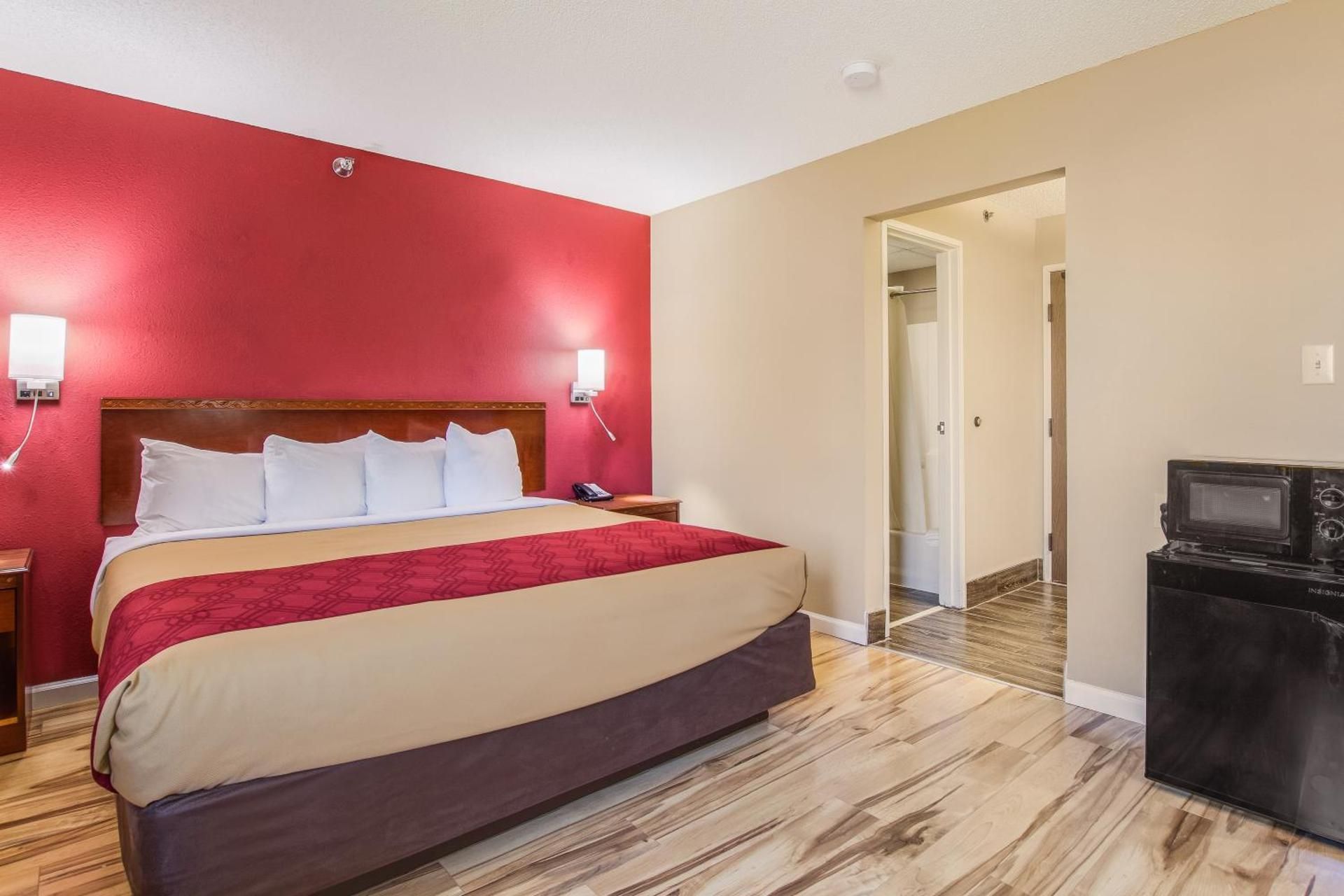 King Suite with Spa Bath