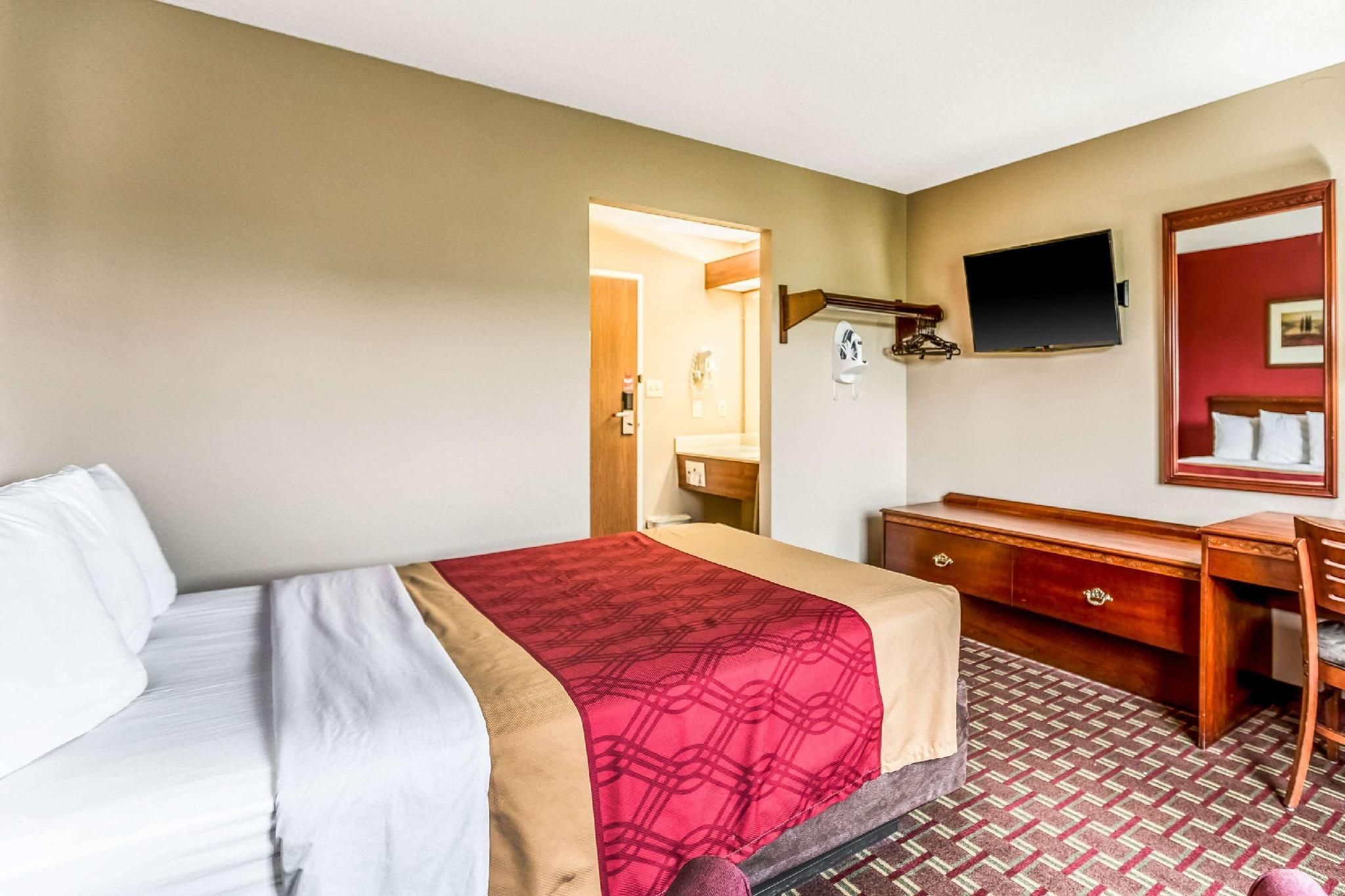 1 Queen Bed, Nonsmoking