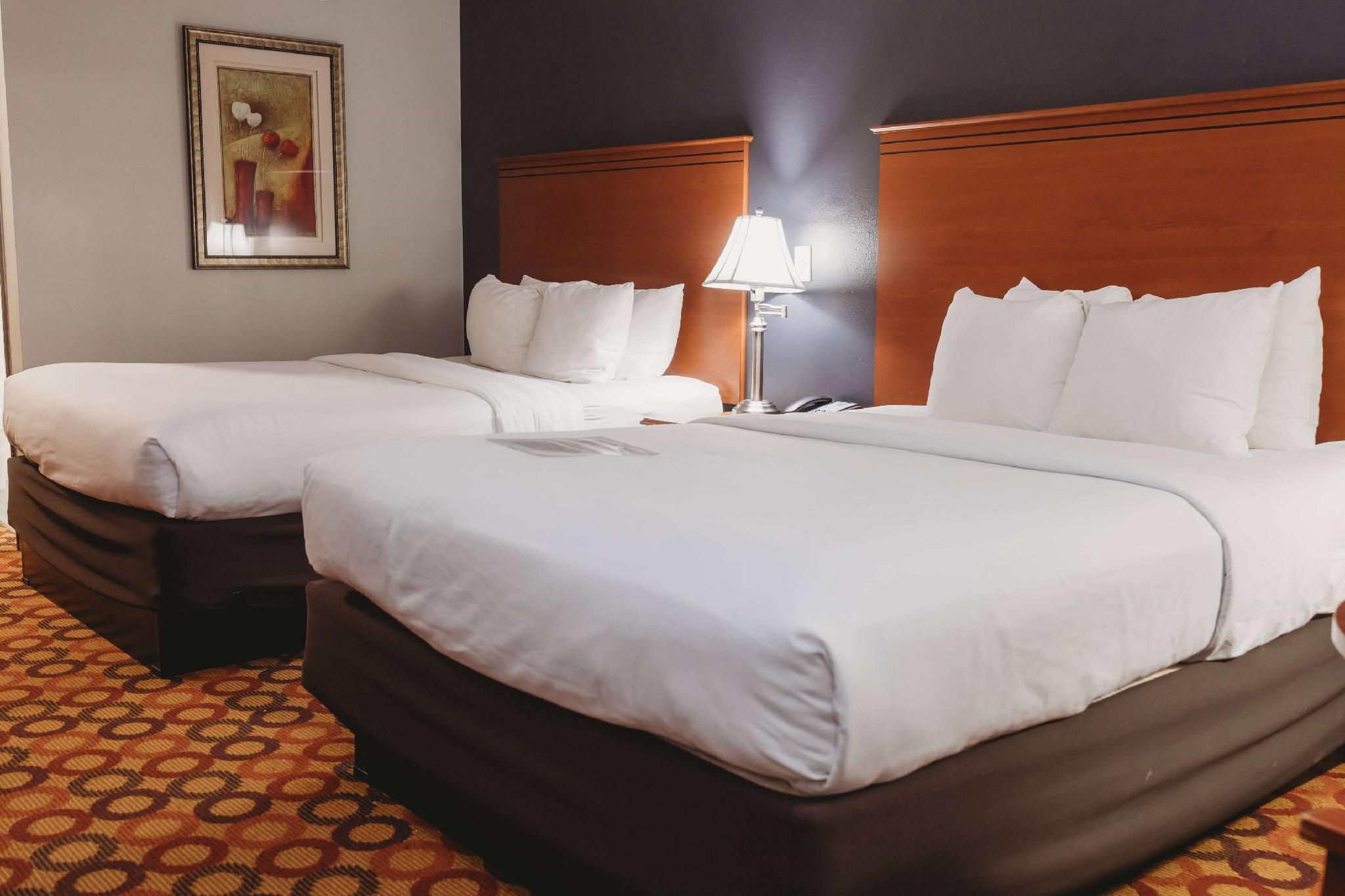 2 King Beds, 1-Bedroom, Suite, Non-Smoking