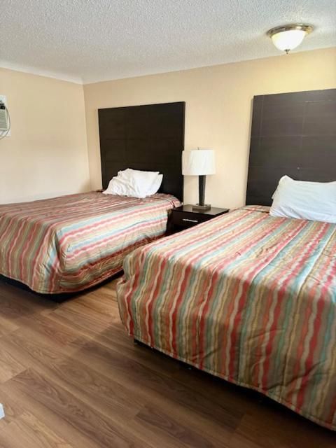 Gratiot View Motel Double Room