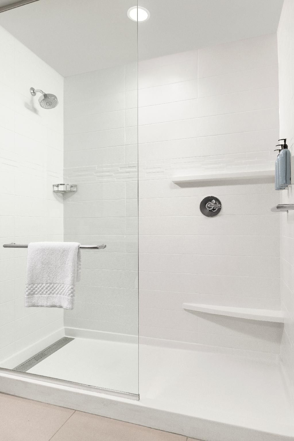 1 Bedroom Suite, 2 Queen, Sofa bed