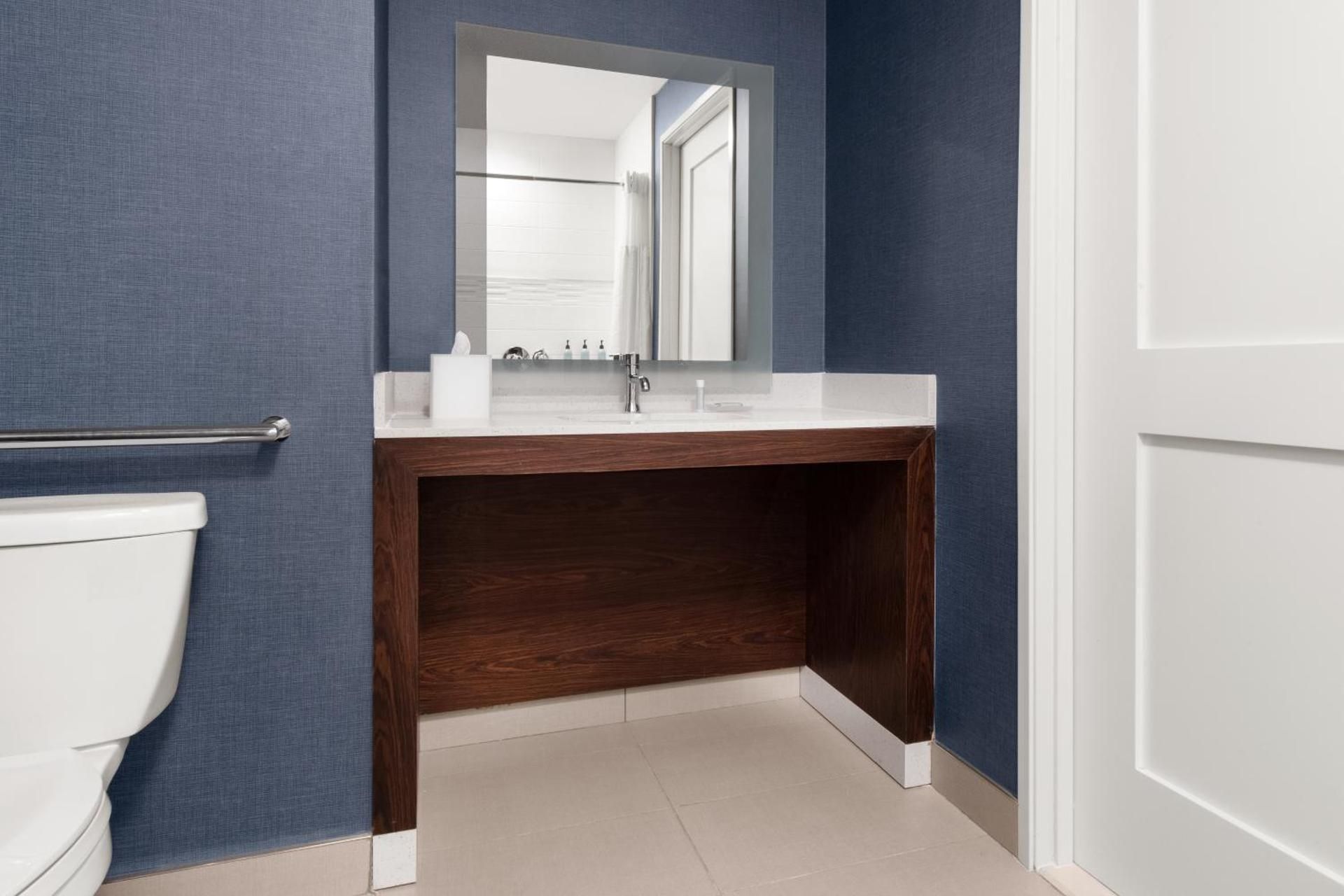 Residence Inn by Marriott Yuma One-Bedroom King Suite with Sofa Bed - Hearing Accessible 2