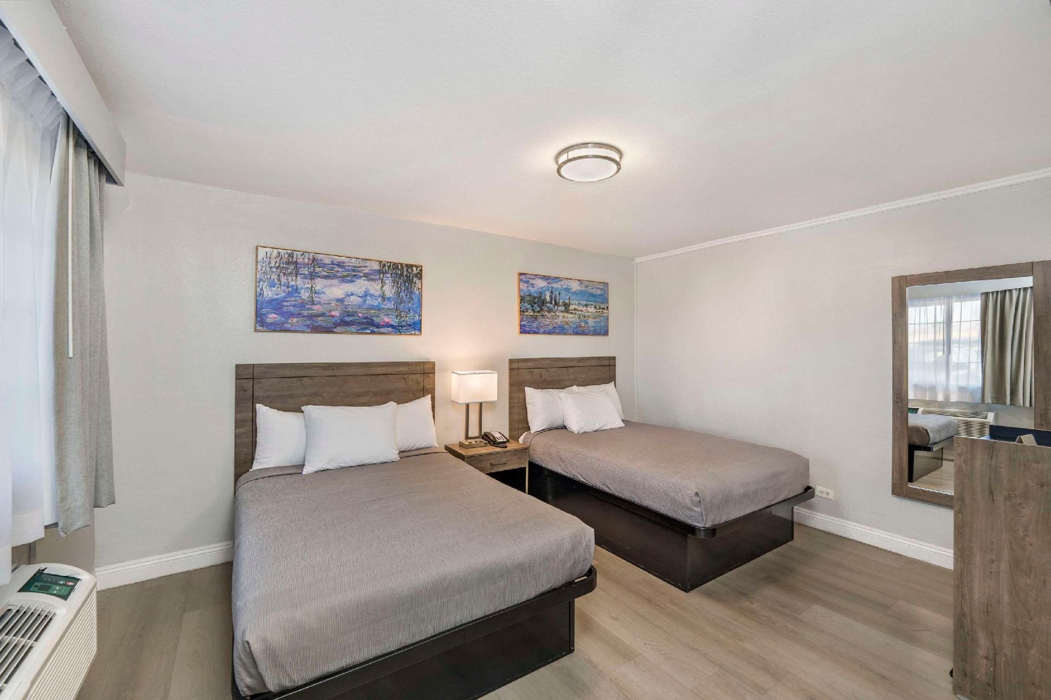 2 Double Beds, Nonsmoking