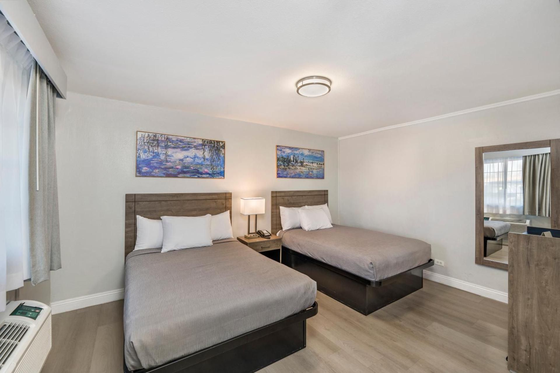 Double Room with Two Doubles Beds - Non-Smoking