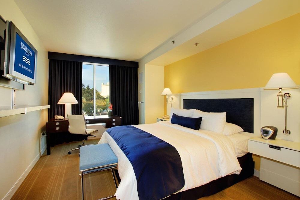 Traditional Room, 1 King Bed