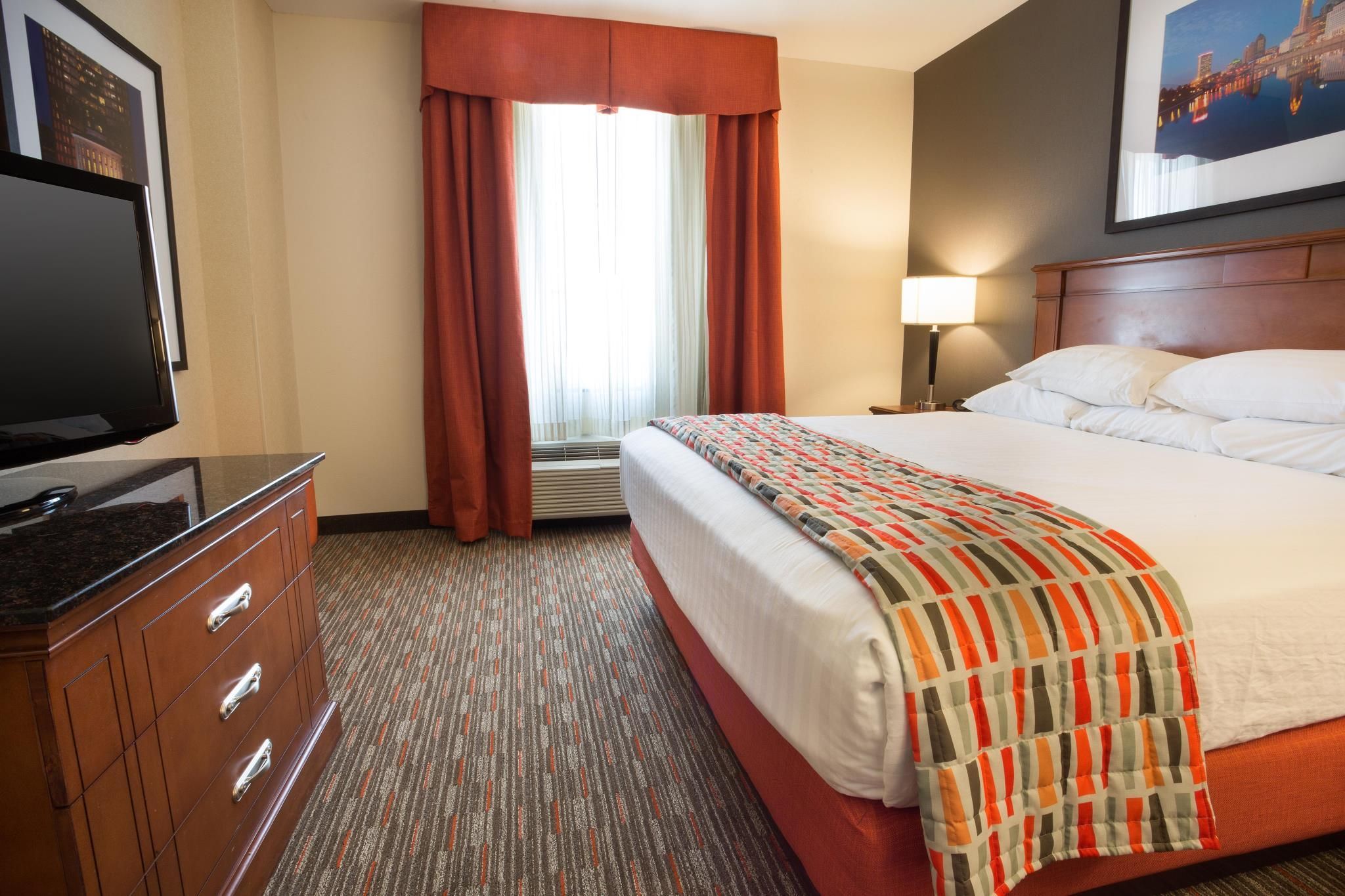 1 King Bed Suite, Upper Floor 2 Rooms with Sofa Sleeper