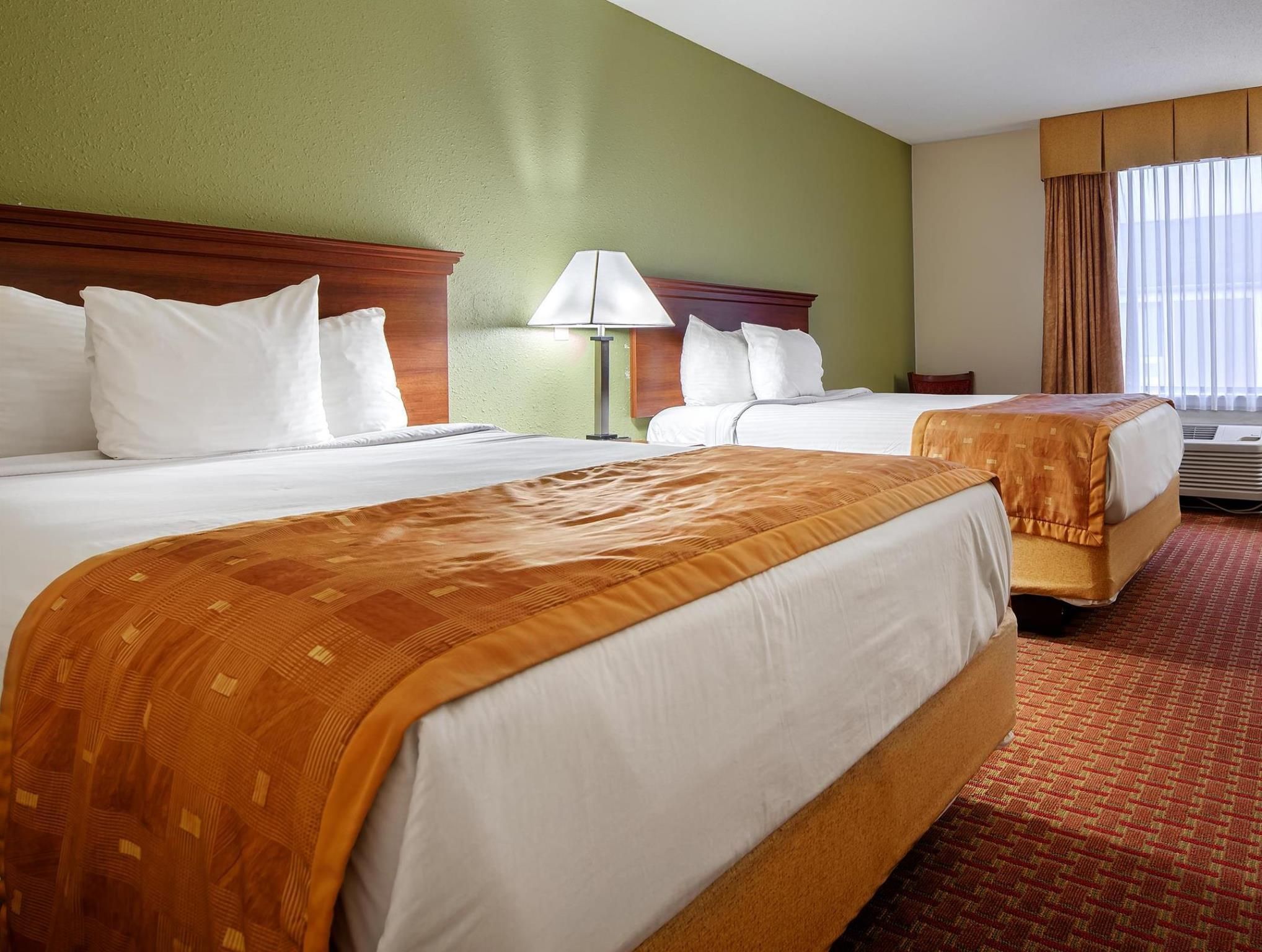 Deluxe Inn Wytheville Double Bed 2